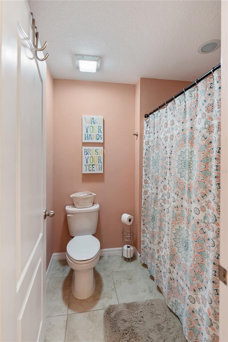 Image 45 of 81 For 6203 35th Court E