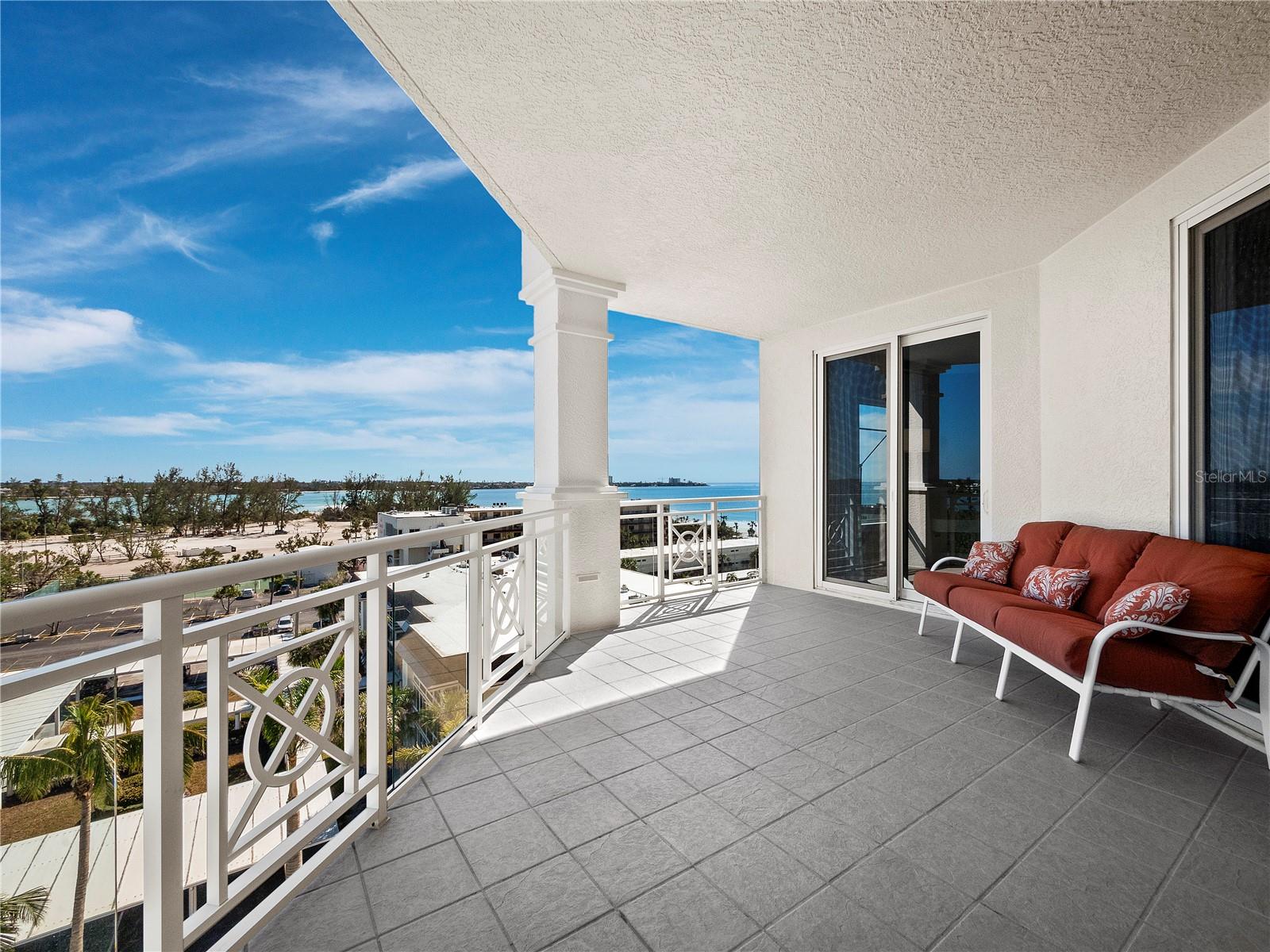 Image 6 of 41 For 2050 Benjamin Franklin Drive 601-a
