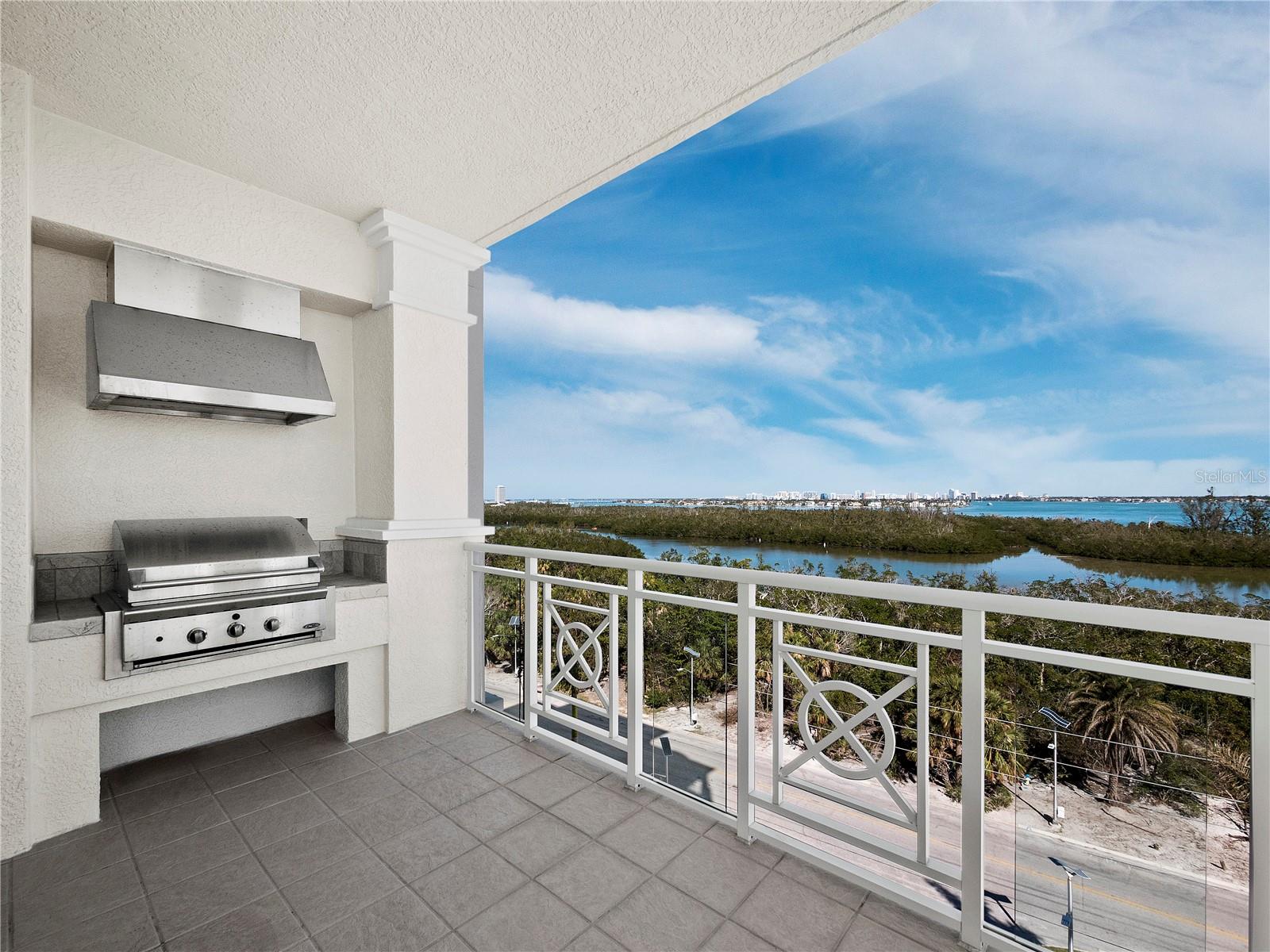 Image 7 of 41 For 2050 Benjamin Franklin Drive 601-a