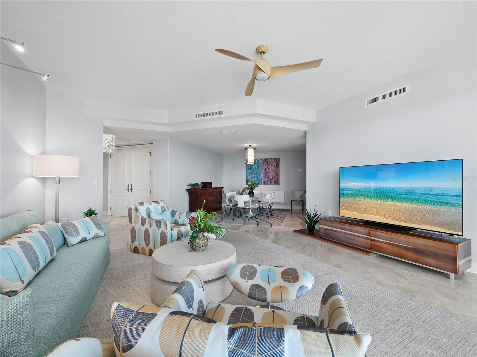 Image 8 of 41 For 2050 Benjamin Franklin Drive 601-a
