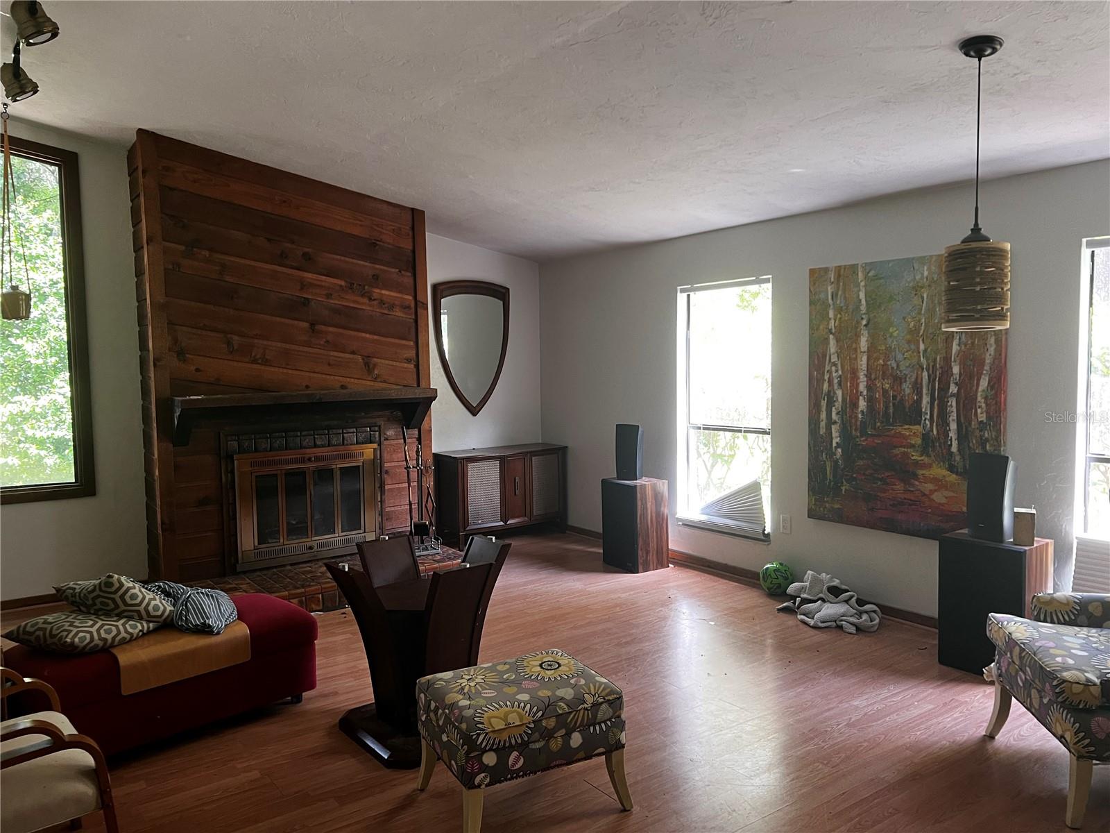 Image 4 of 16 For 1020 21st Avenue