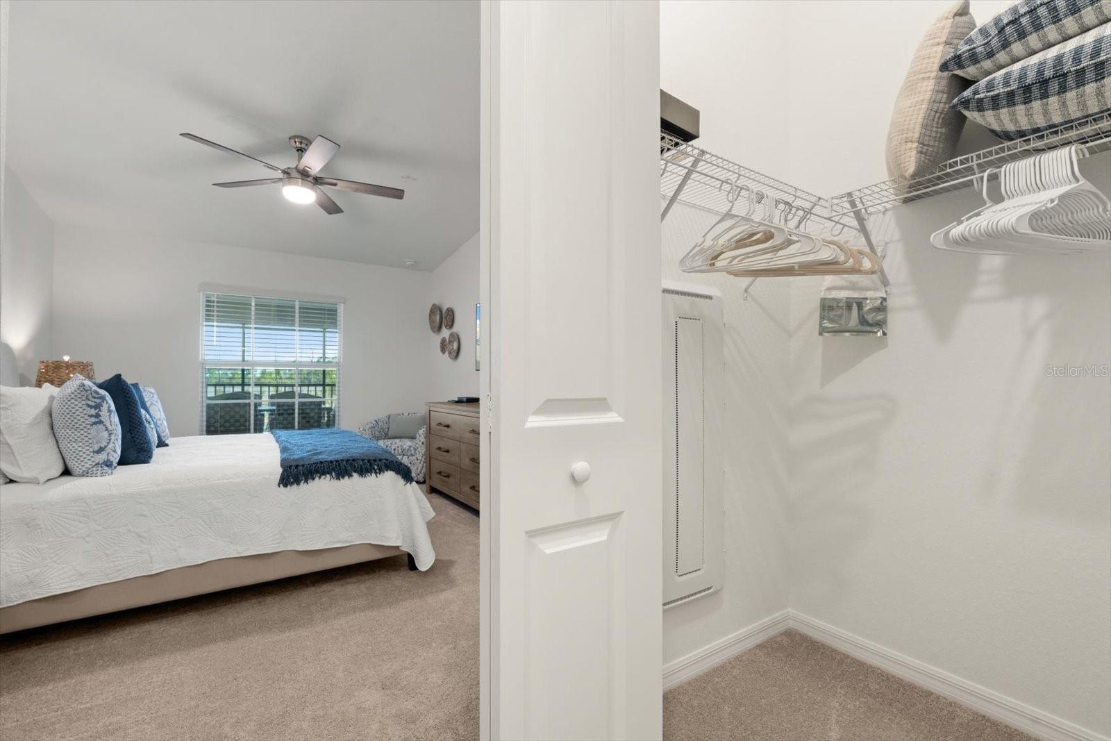 Image 29 of 53 For 17475 Opal Sand Dr.  204