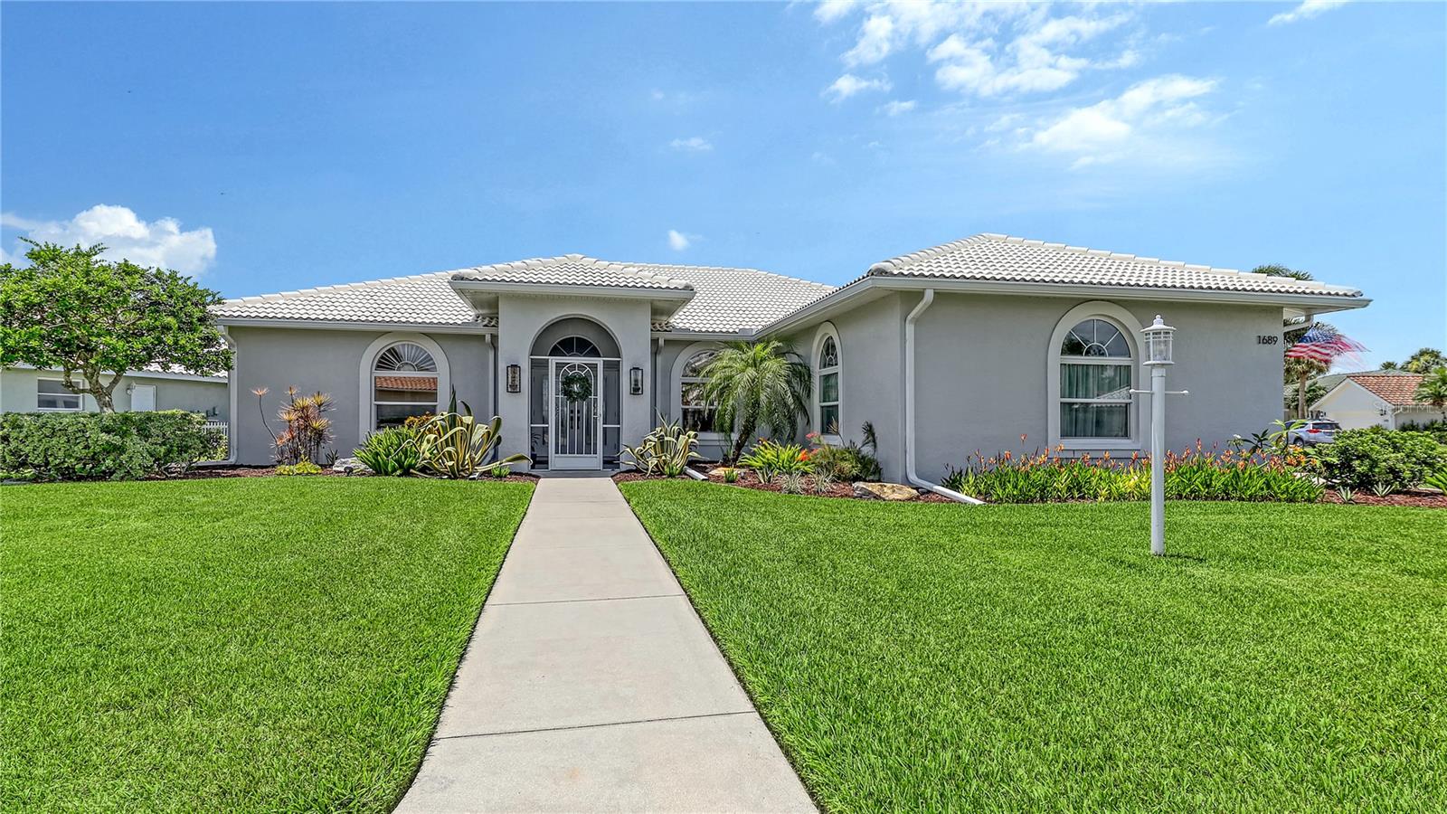 Details for 1689 Valley Drive, VENICE, FL 34292