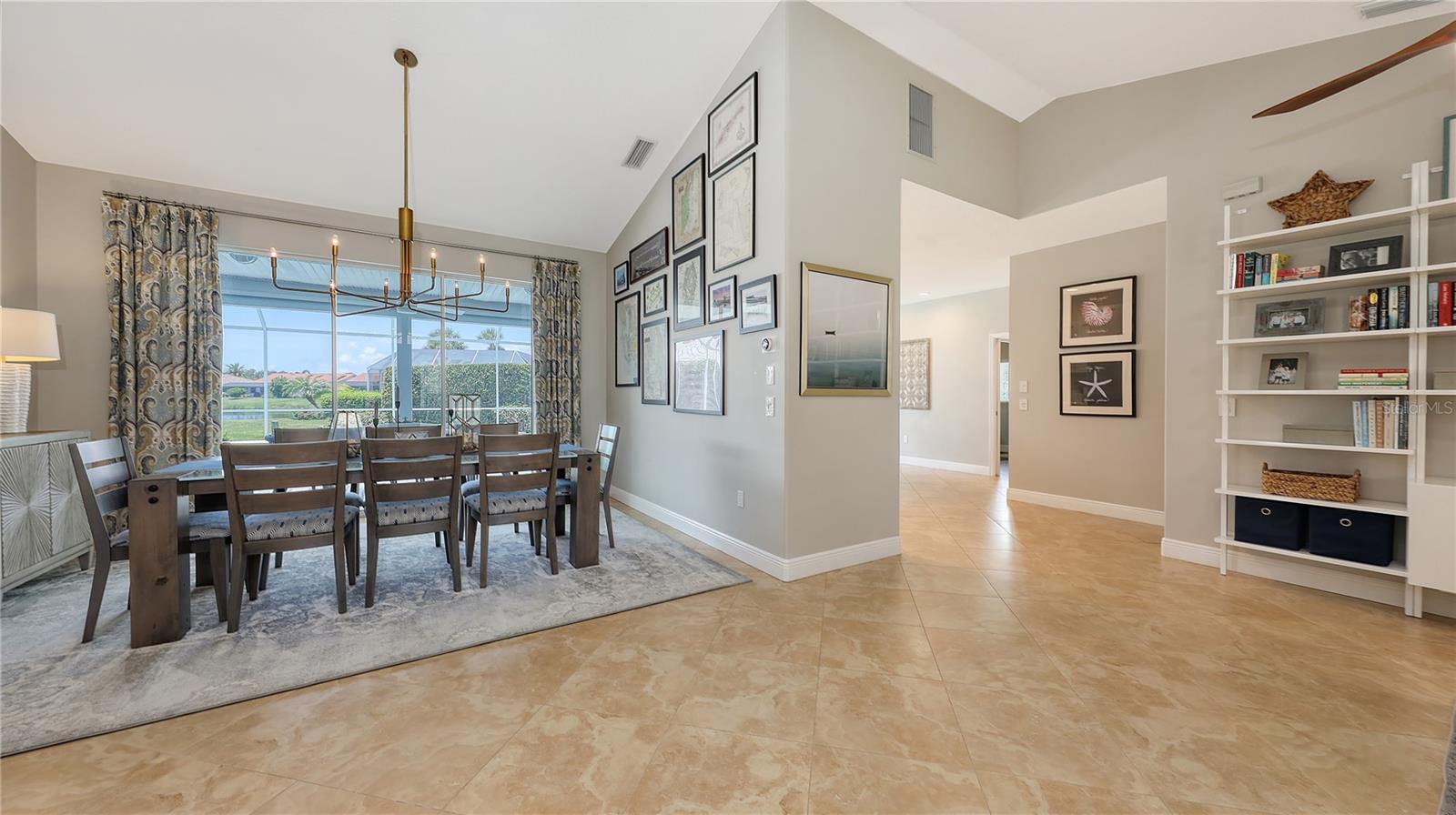 Image 10 of 51 For 1689 Valley Drive