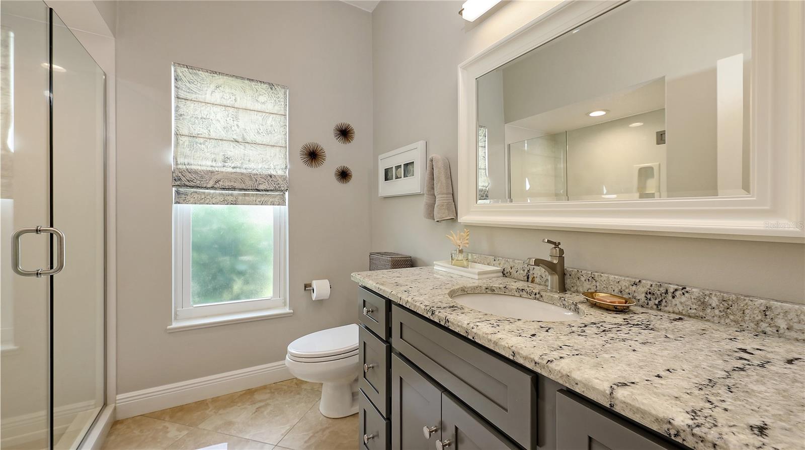 Image 37 of 51 For 1689 Valley Drive