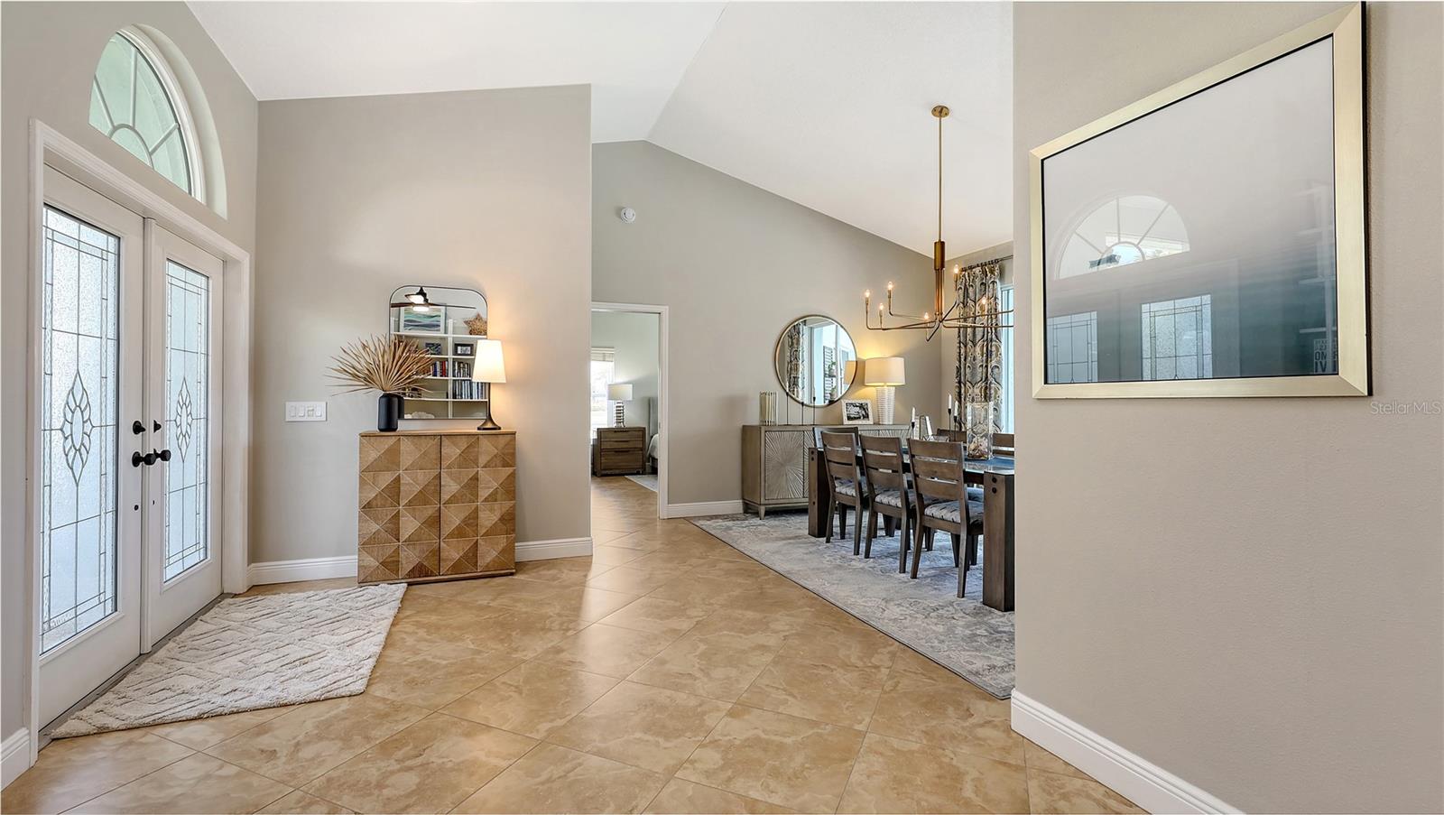 Image 5 of 51 For 1689 Valley Drive