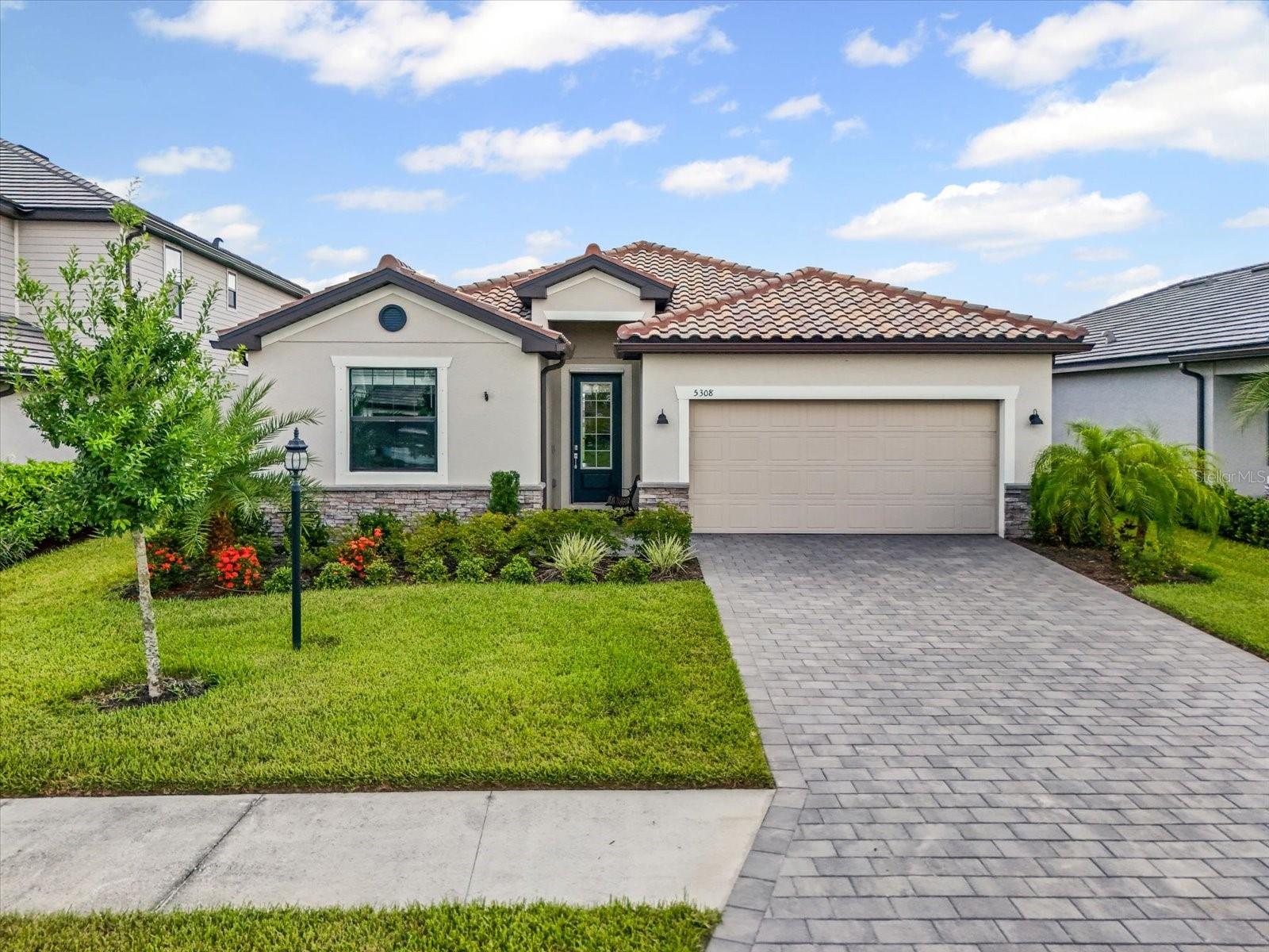 Image 42 of 80 For 5308 Coral Reef Way