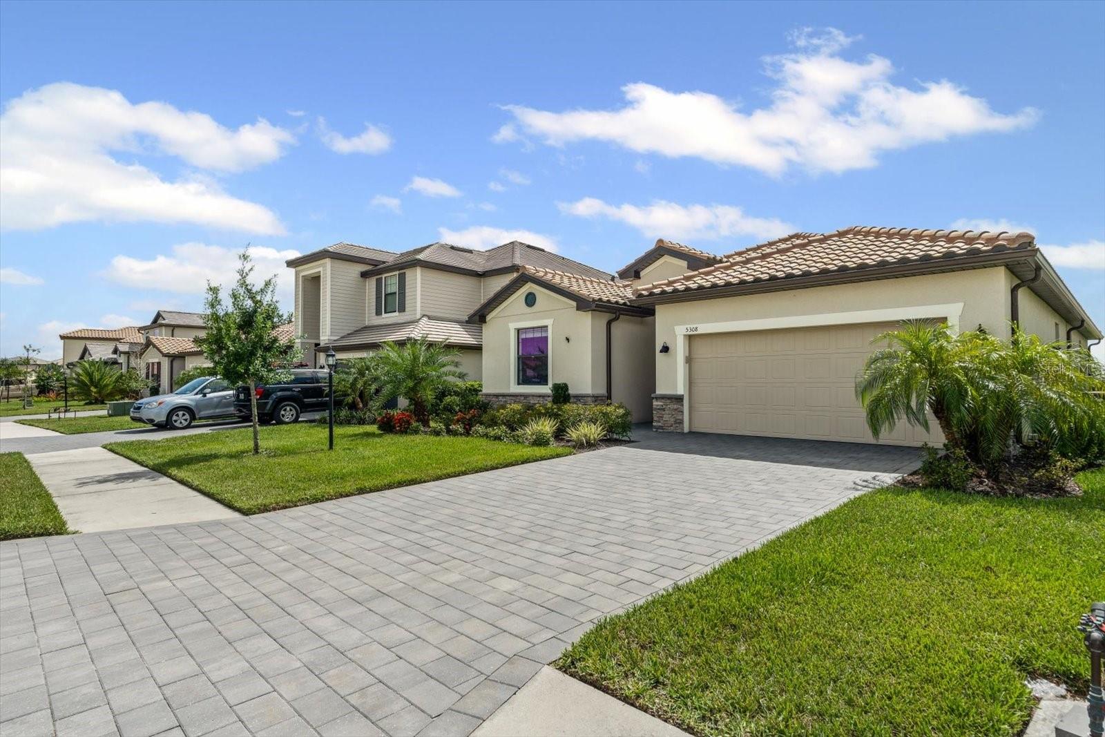 Image 43 of 80 For 5308 Coral Reef Way