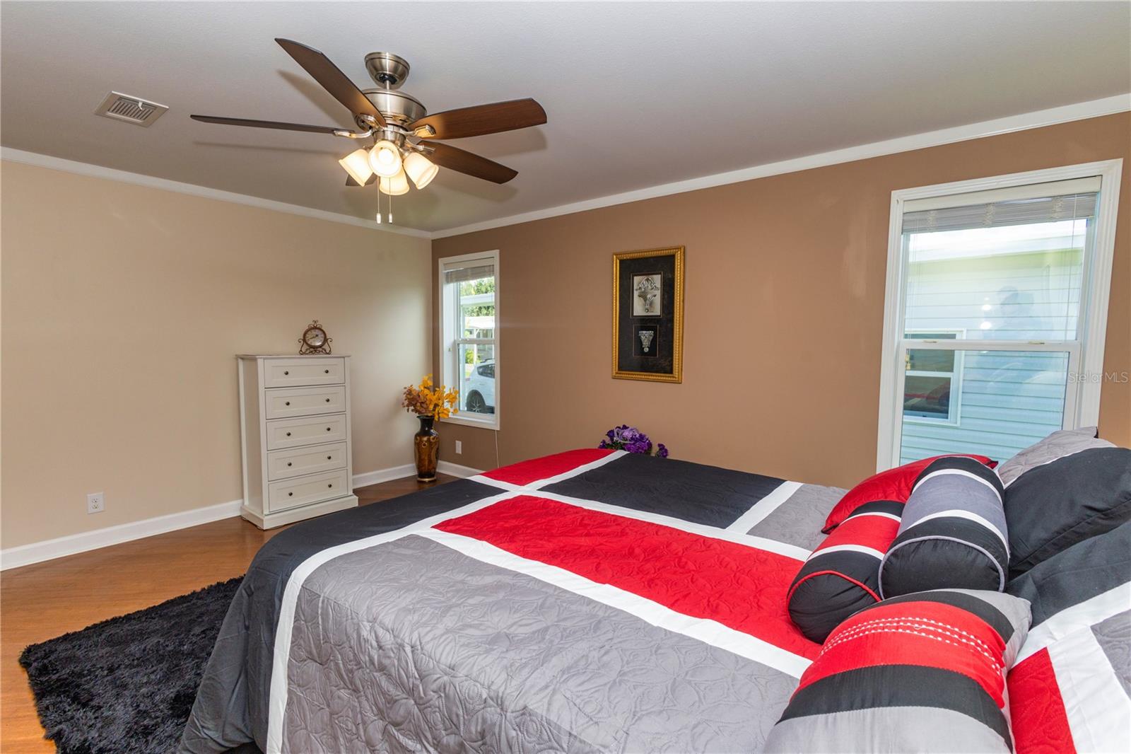 Image 12 of 23 For 3522 70th Avenue E