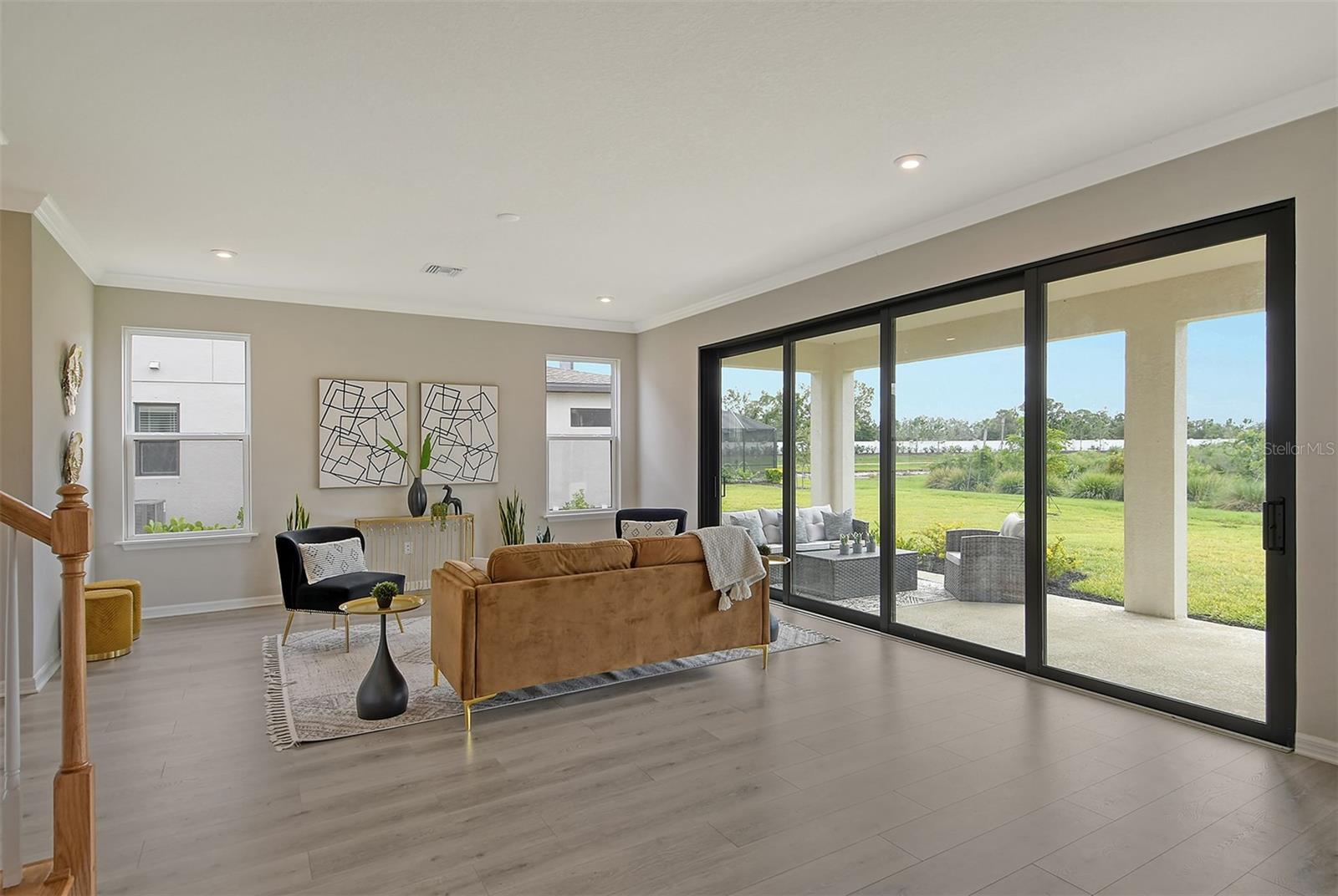 Image 12 of 82 For 15324 Shady Palms Lane