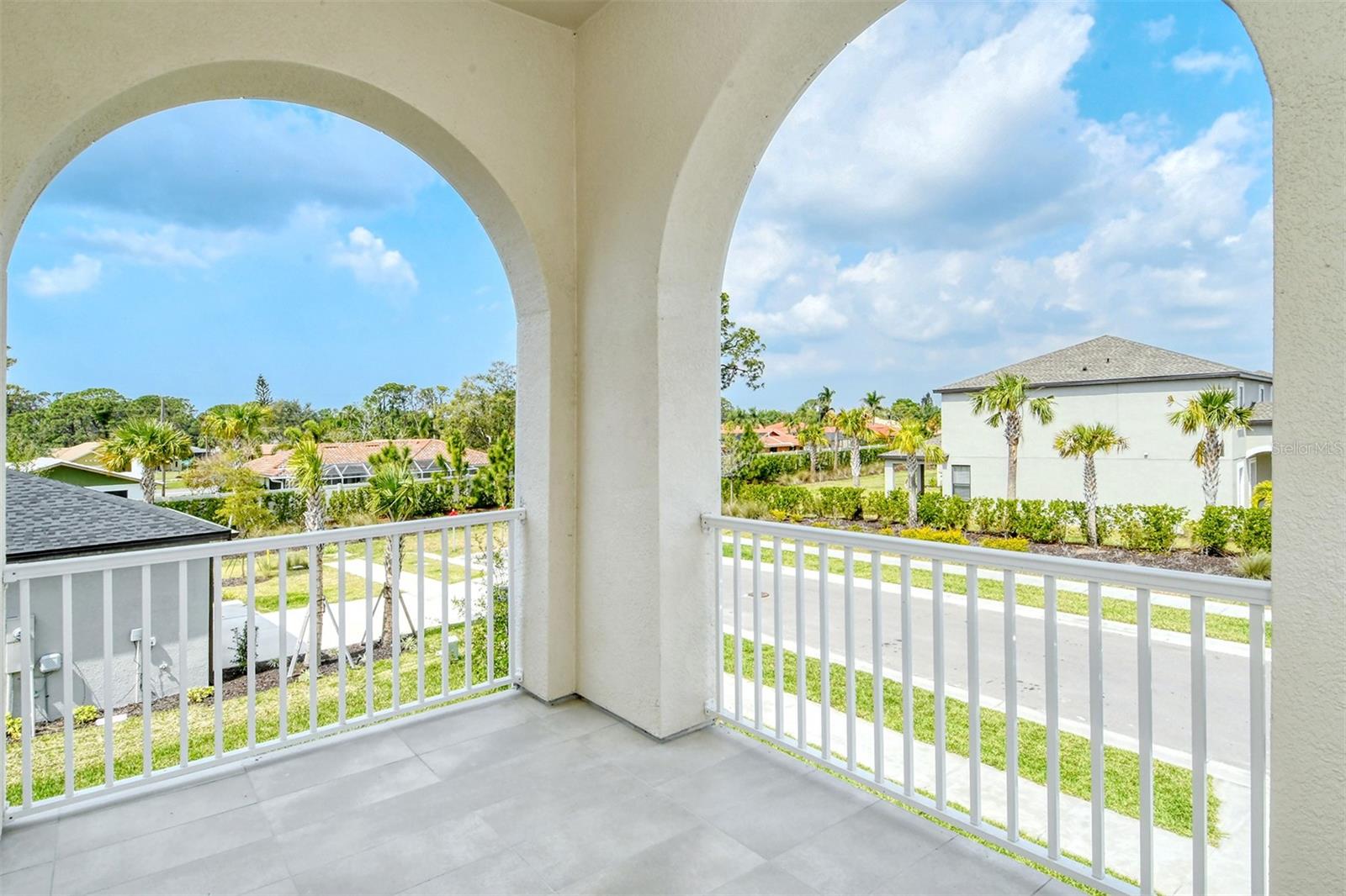 Image 49 of 82 For 15324 Shady Palms Lane