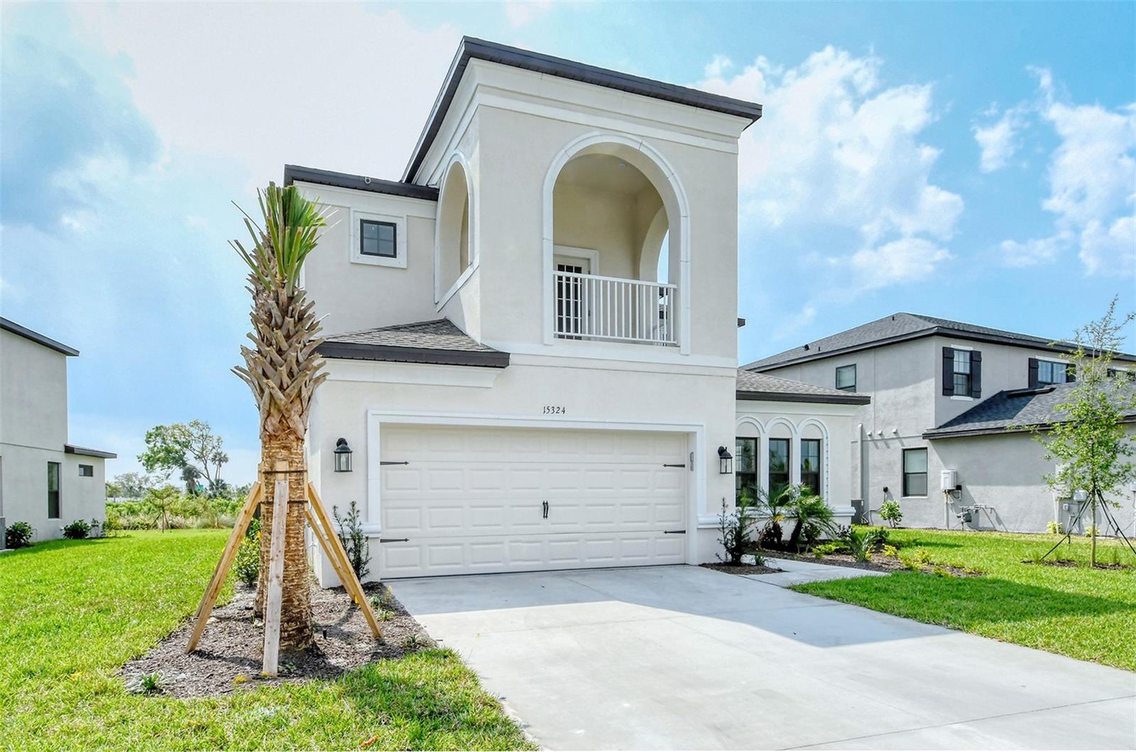 Image 63 of 82 For 15324 Shady Palms Lane