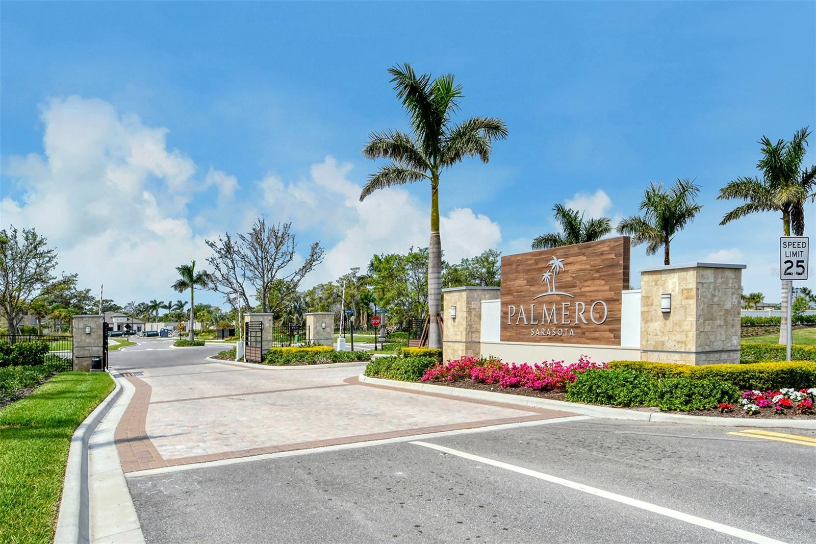 Image 65 of 82 For 15324 Shady Palms Lane