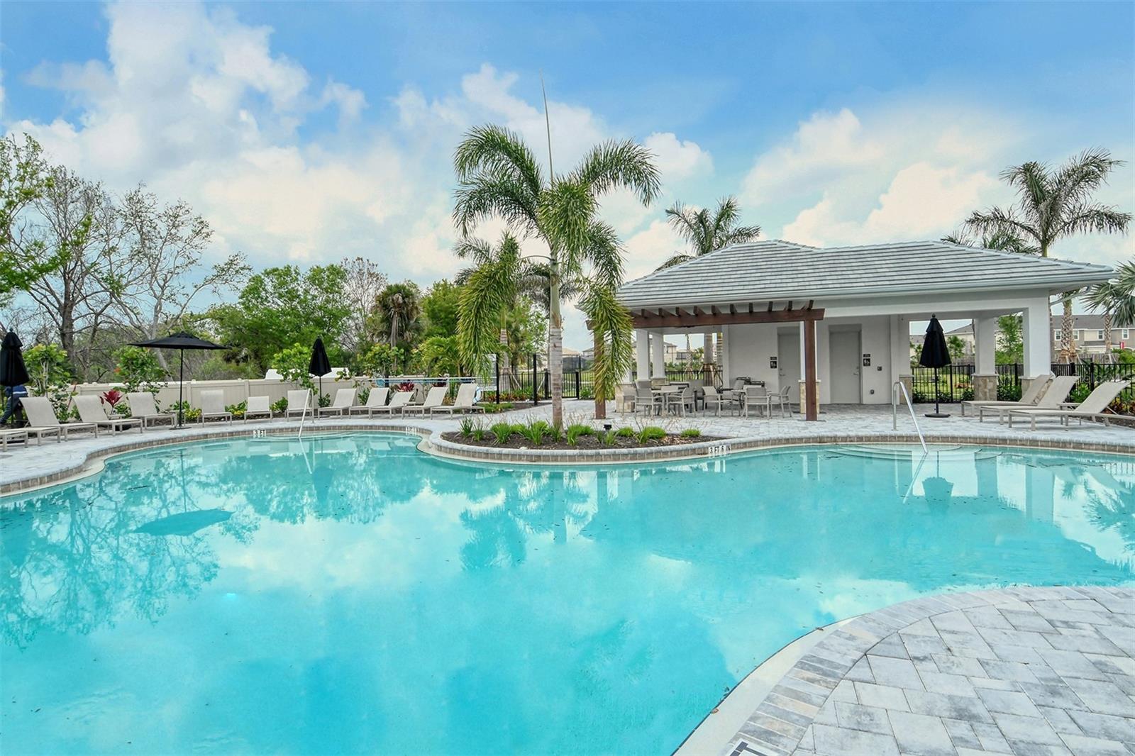 Image 70 of 82 For 15324 Shady Palms Lane