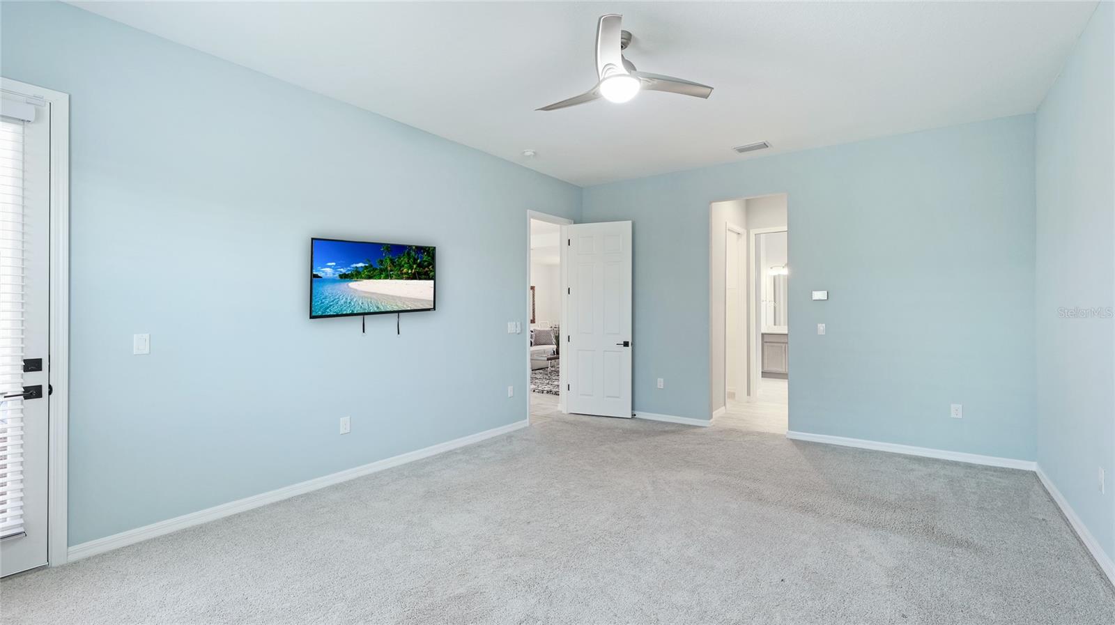 Image 21 of 51 For 8144 37th Avenue Circle W