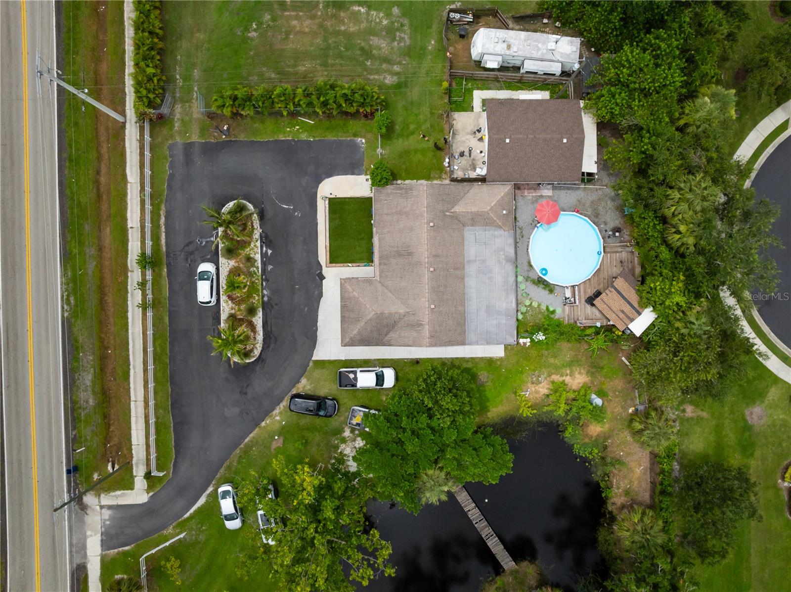 Image 17 of 66 For 1412 57th Street E
