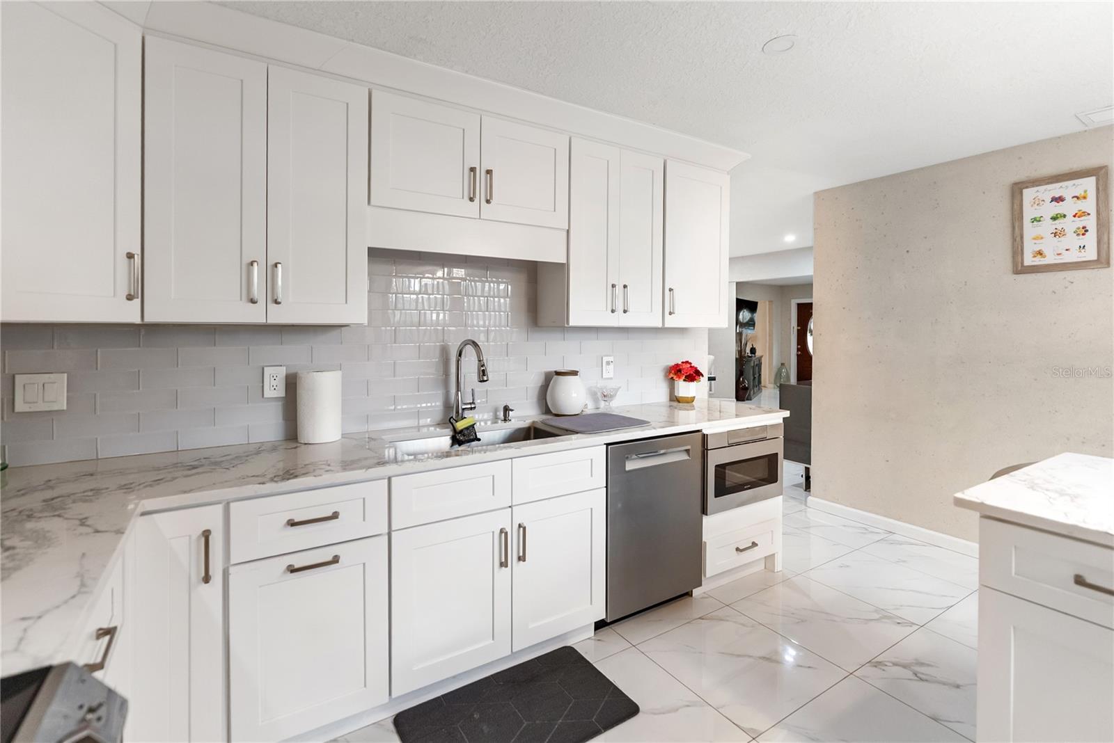 Image 37 of 66 For 1412 57th Street E