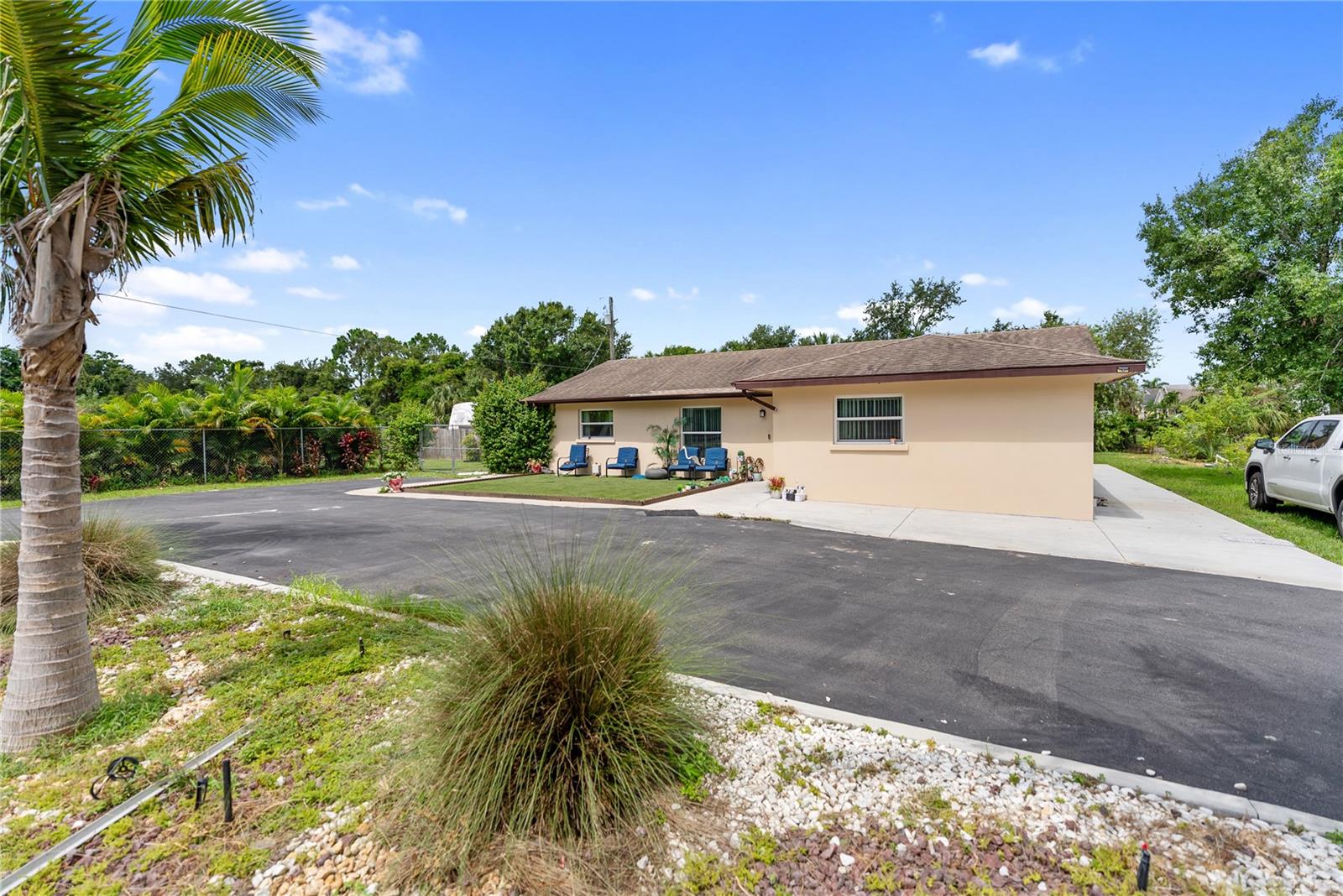 Image 4 of 66 For 1412 57th Street E