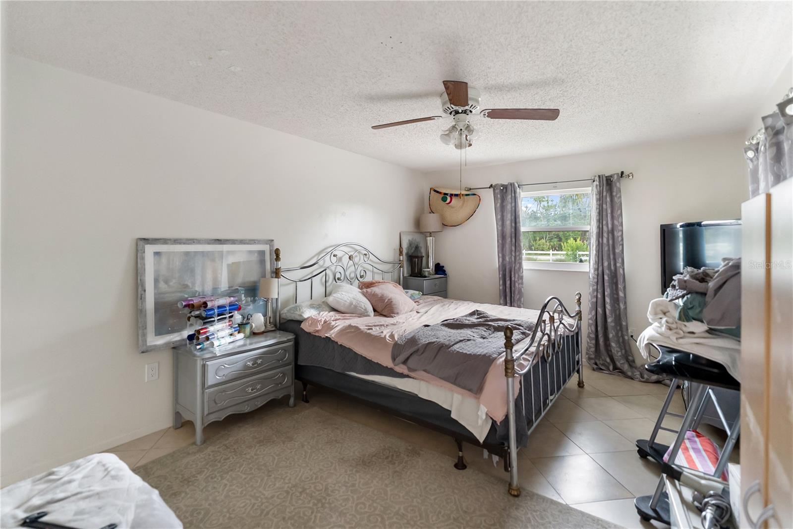 Image 54 of 66 For 1412 57th Street E