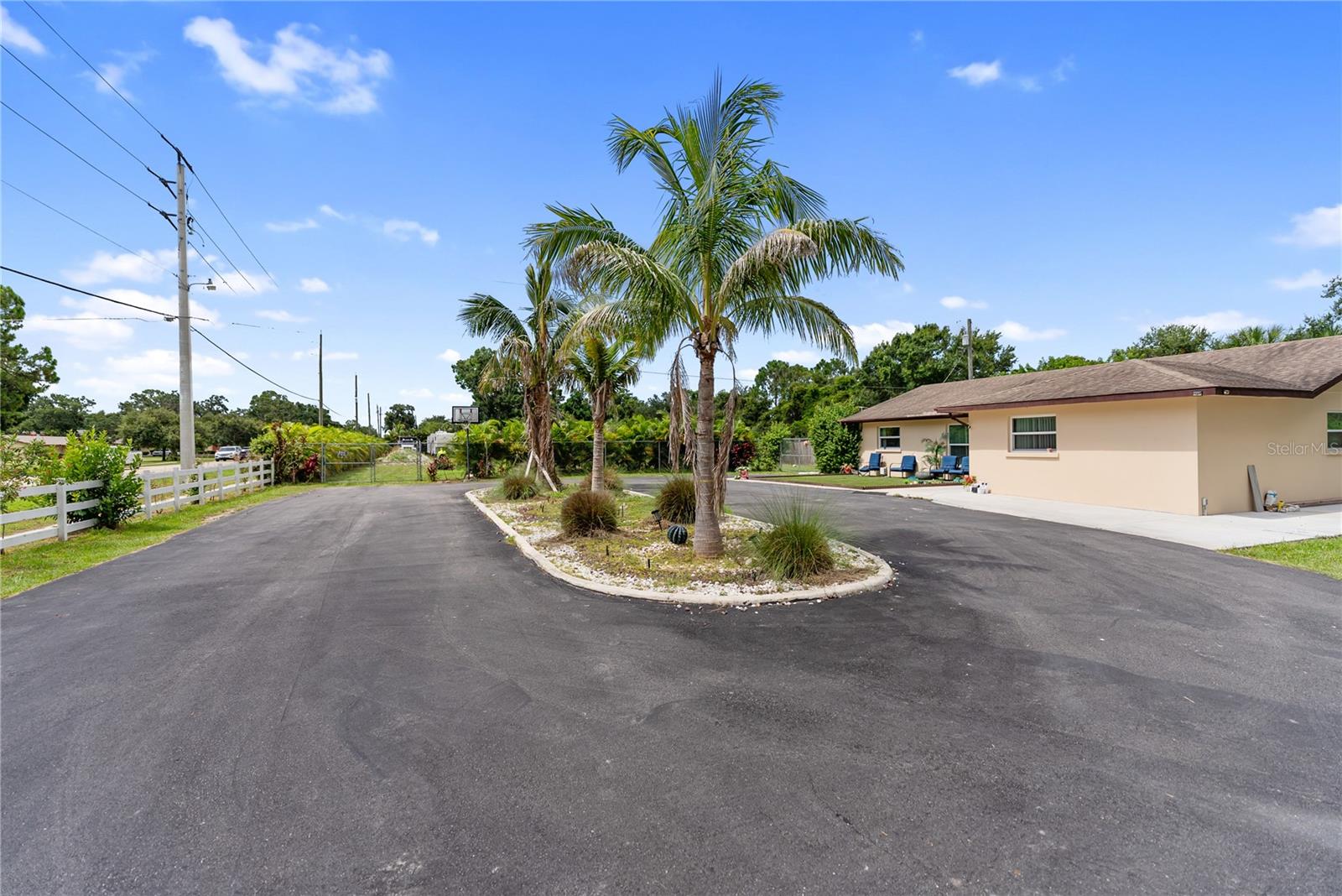 Image 9 of 66 For 1412 57th Street E