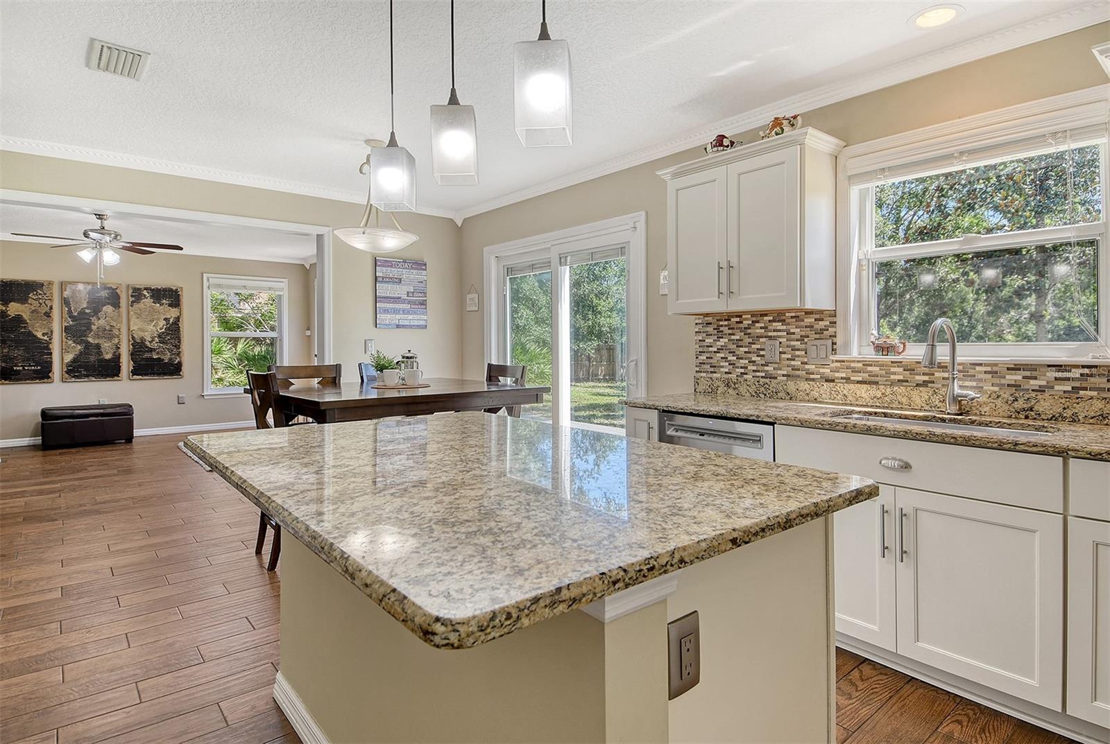 Image 14 of 45 For 1131 133rd Street E