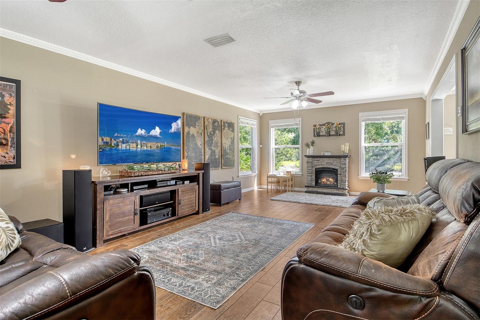 Image 7 of 45 For 1131 133rd Street E