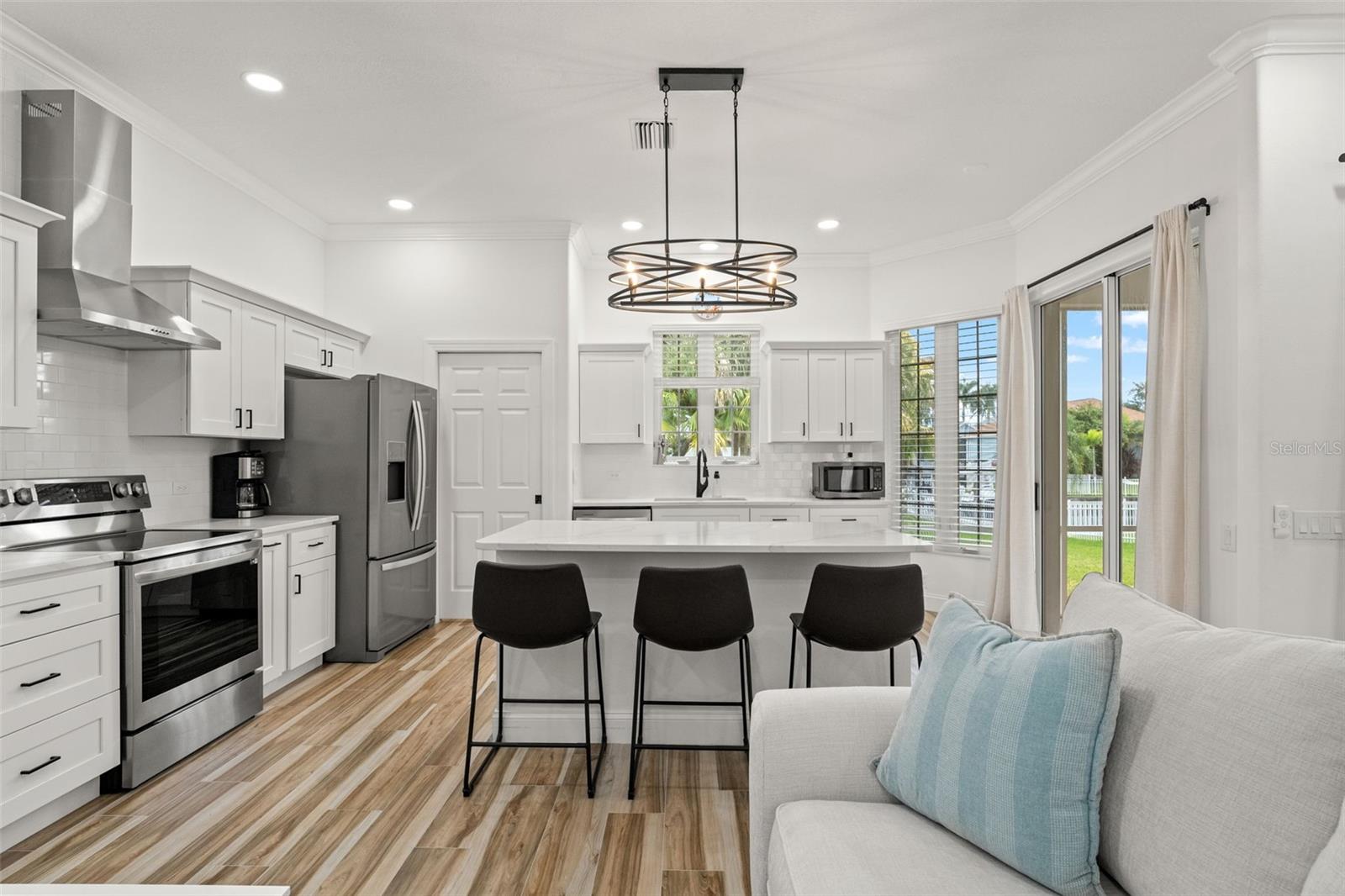 Image 21 of 57 For 4415 Barracuda Drive