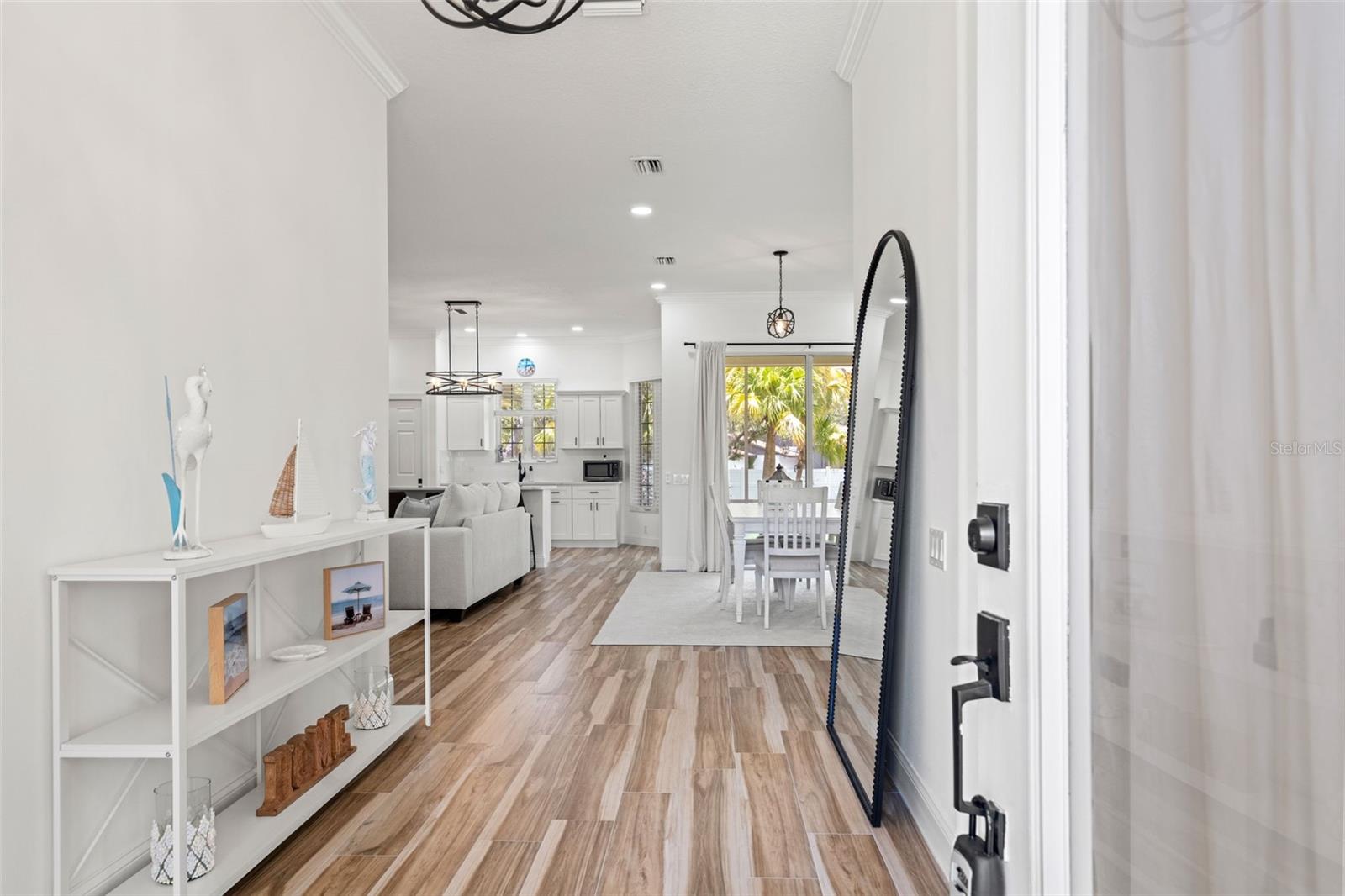 Image 4 of 57 For 4415 Barracuda Drive