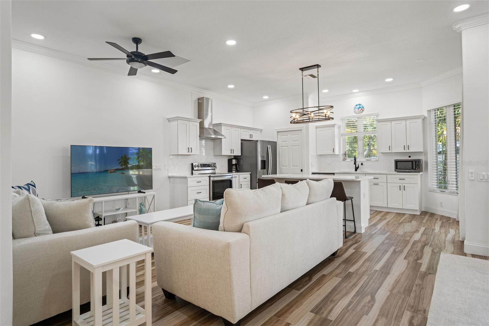 Image 8 of 57 For 4415 Barracuda Drive