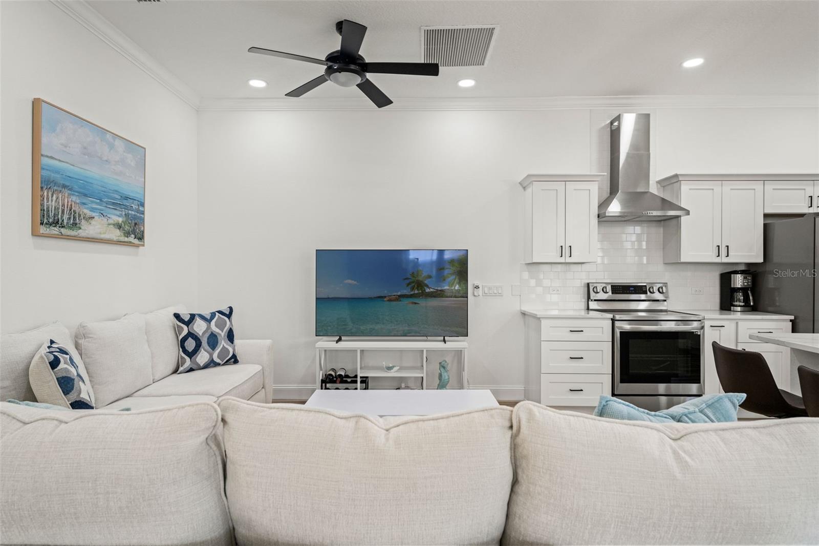 Image 9 of 57 For 4415 Barracuda Drive