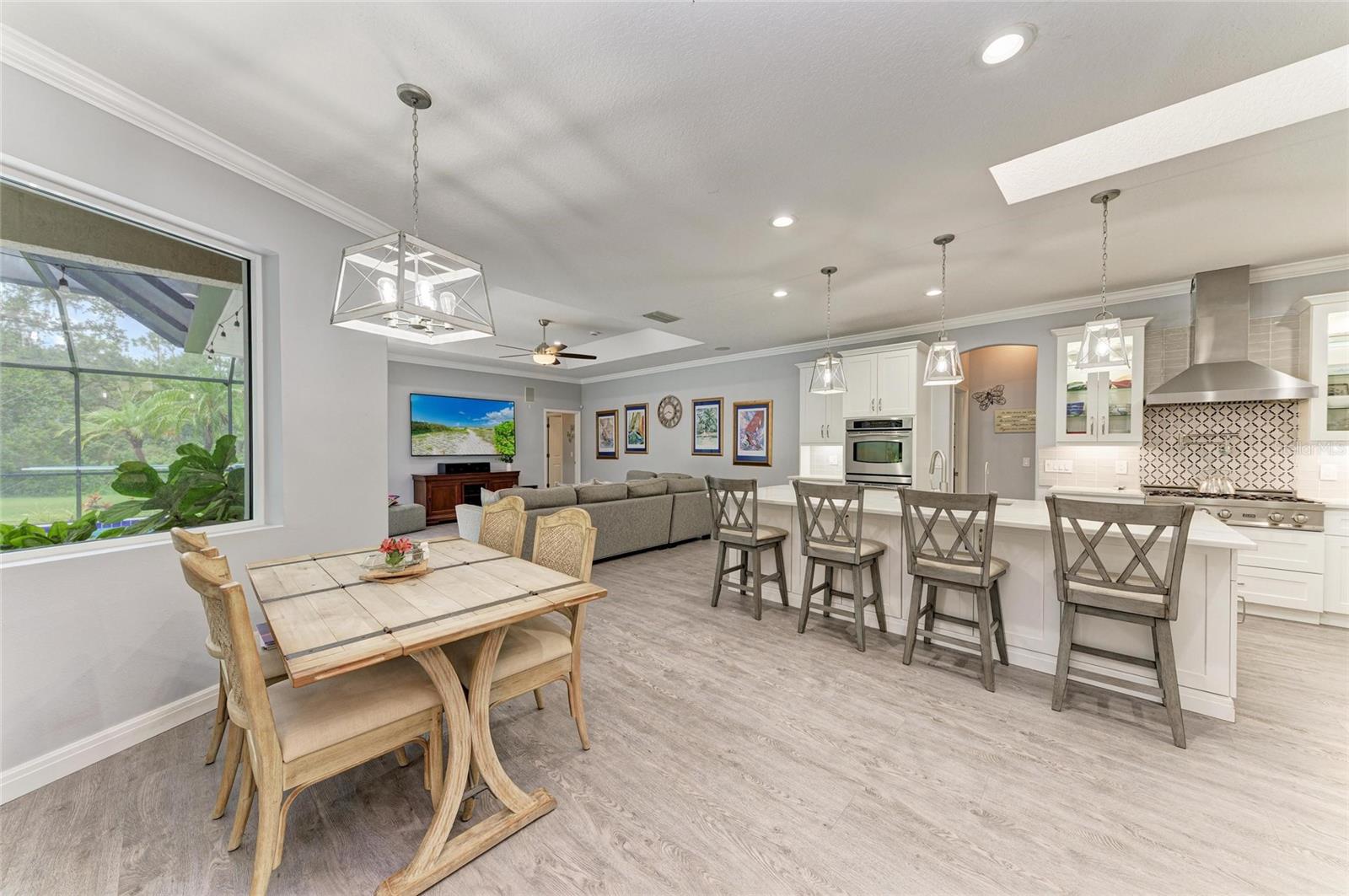 Image 15 of 51 For 22403 75th Avenue E