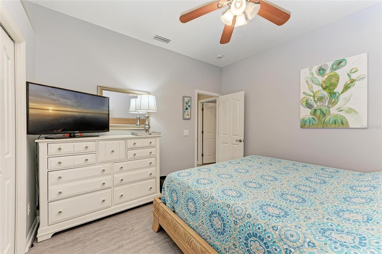 Image 33 of 51 For 22403 75th Avenue E