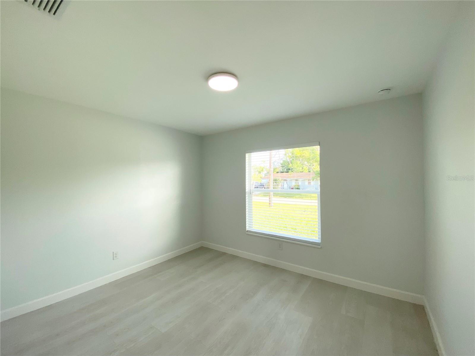 Image 12 of 19 For 12390 Talavera Street
