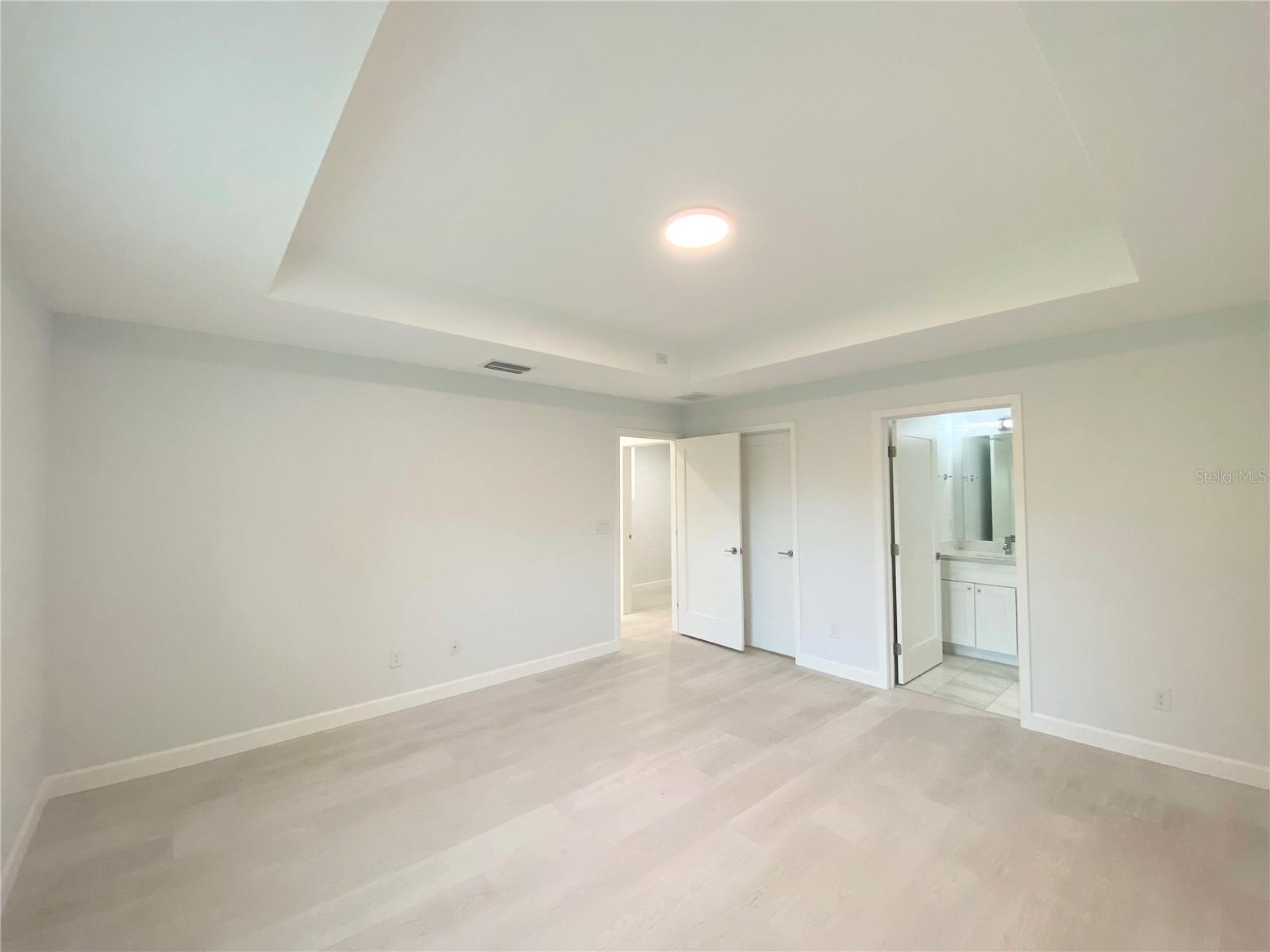 Image 15 of 19 For 12390 Talavera Street