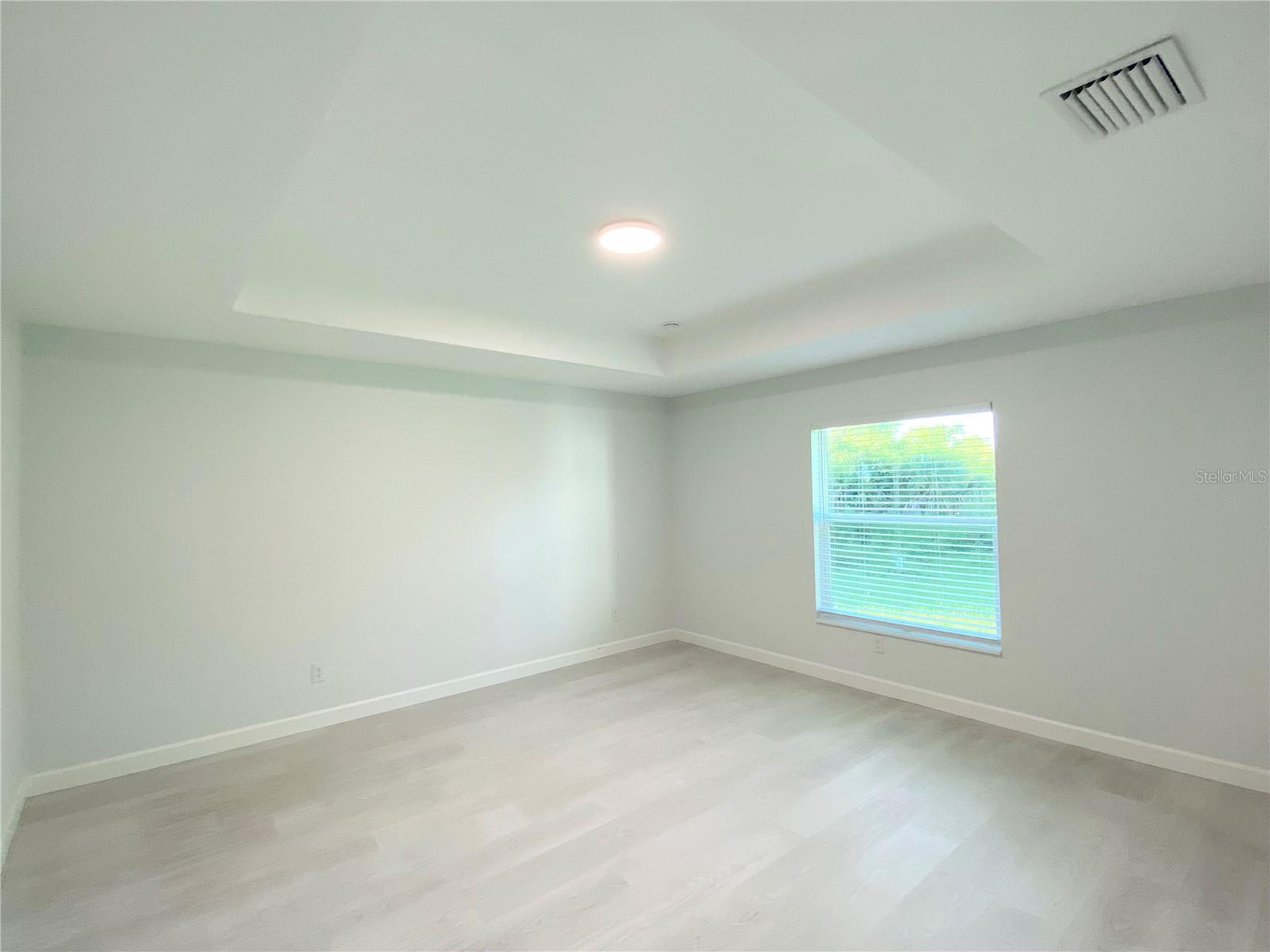Image 16 of 19 For 12390 Talavera Street