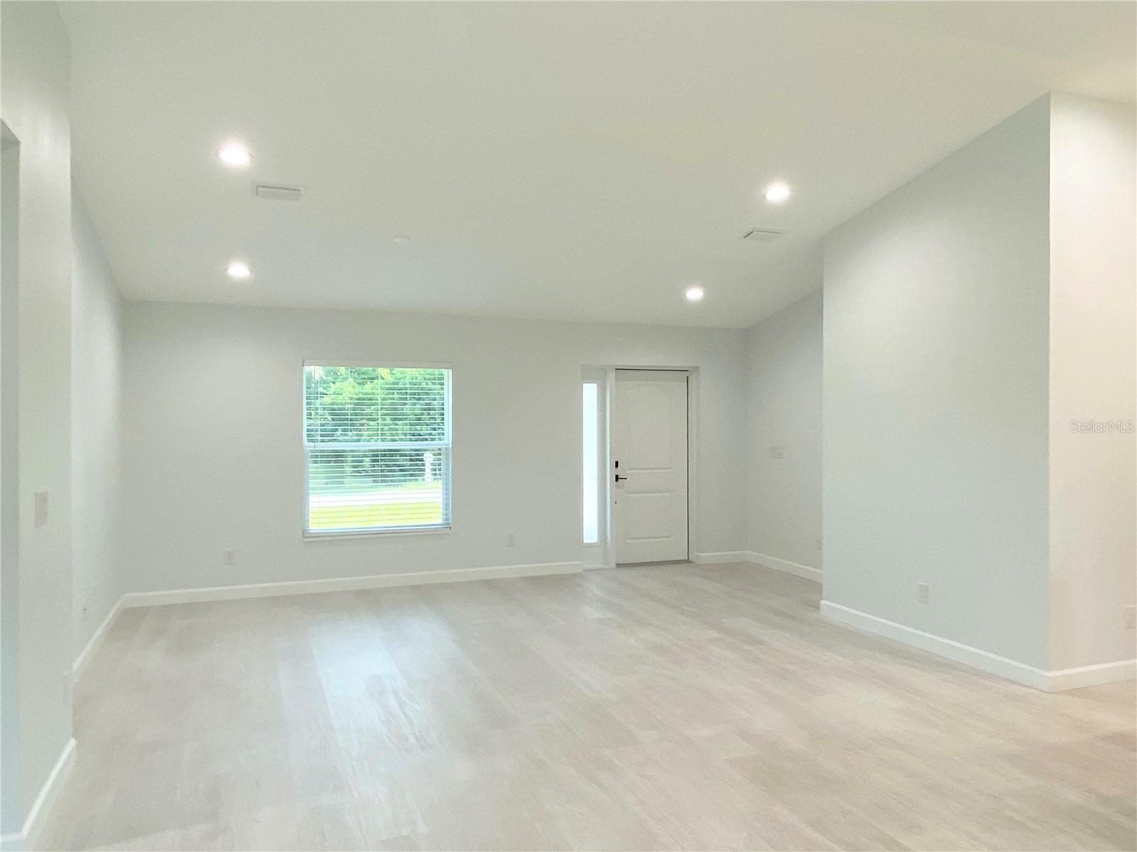 Image 6 of 19 For 12390 Talavera Street