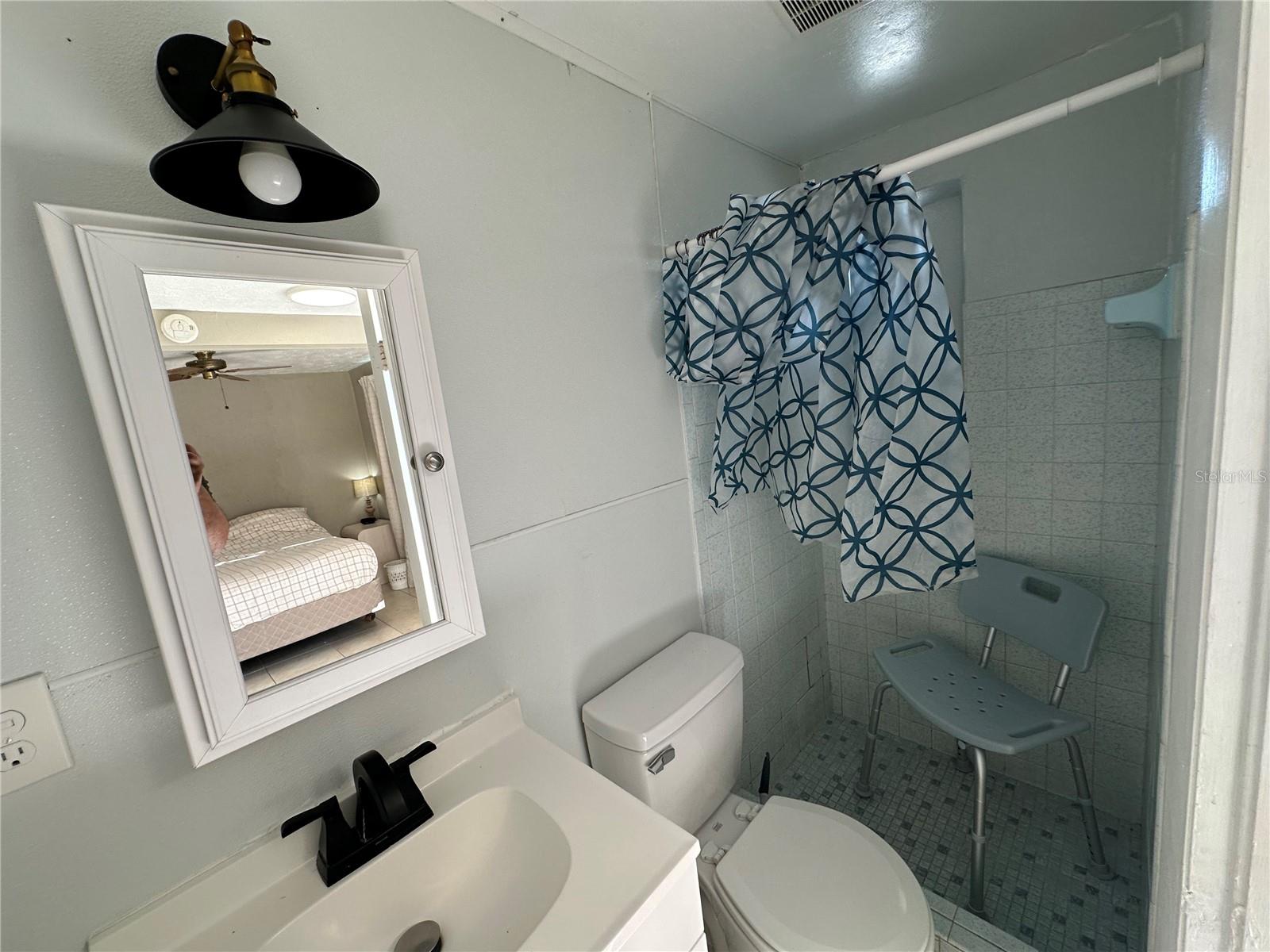 Image 4 of 5 For 3412 Clarinda Street 6