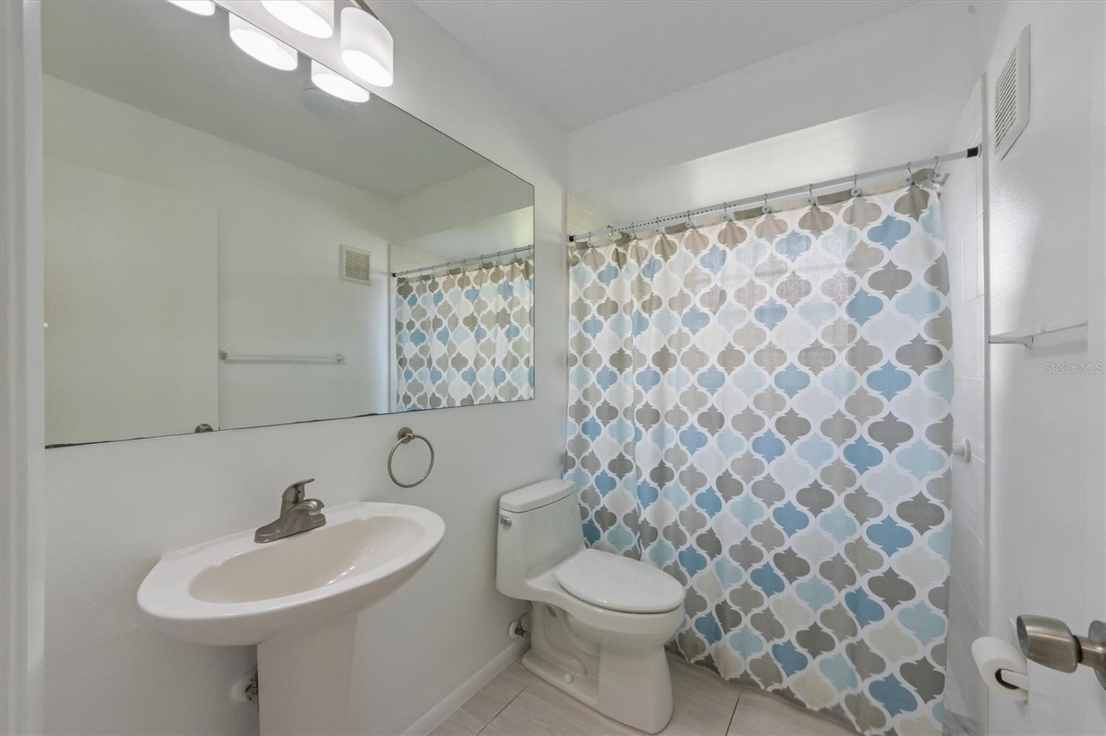 Image 11 of 16 For 5632 12th Avenue W 5632