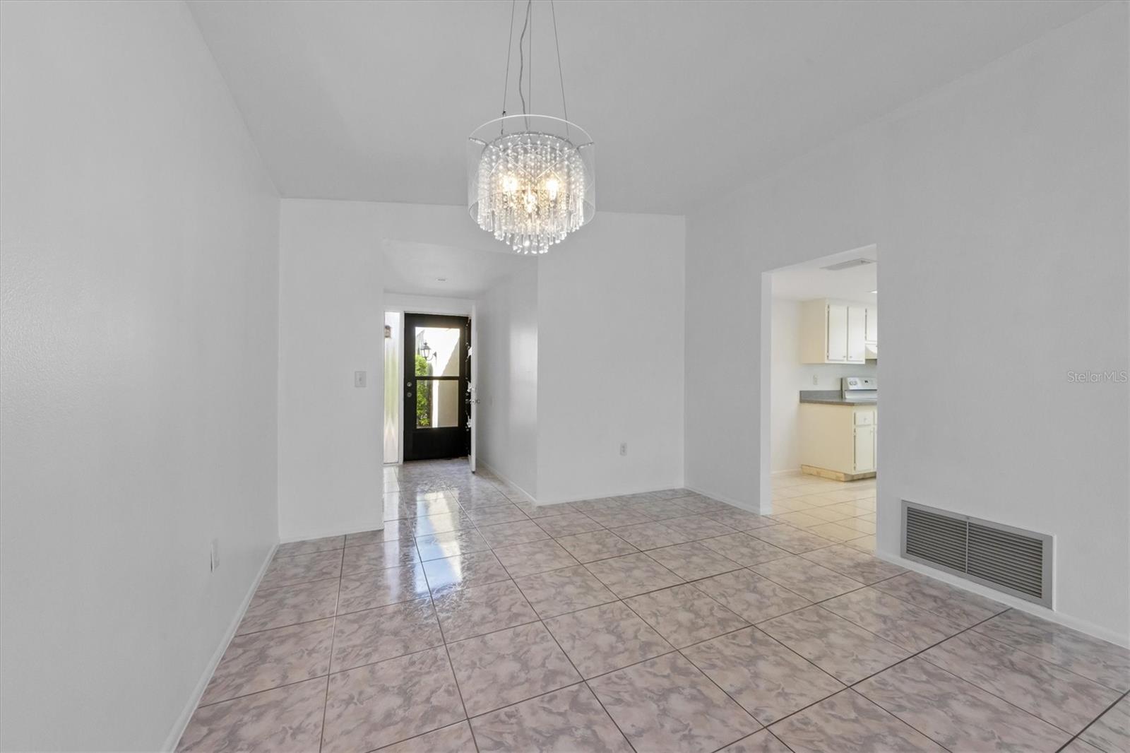 Image 3 of 16 For 5632 12th Avenue W 5632