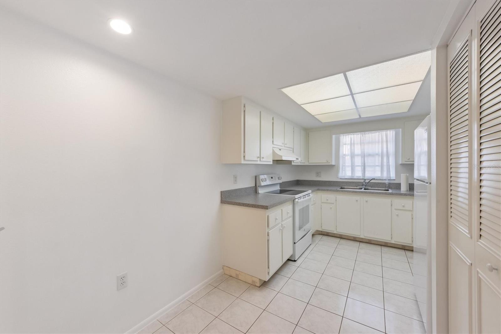 Image 6 of 16 For 5632 12th Avenue W 5632
