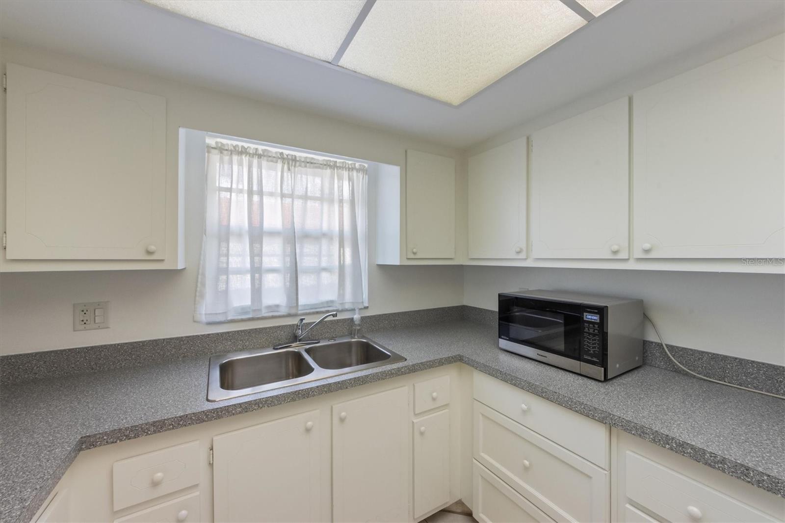 Image 9 of 16 For 5632 12th Avenue W 5632