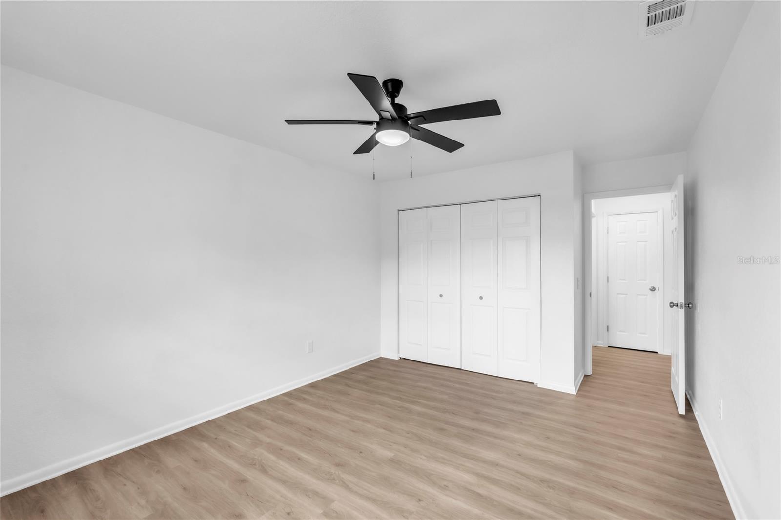 Image 10 of 31 For 22217 Olean Boulevard