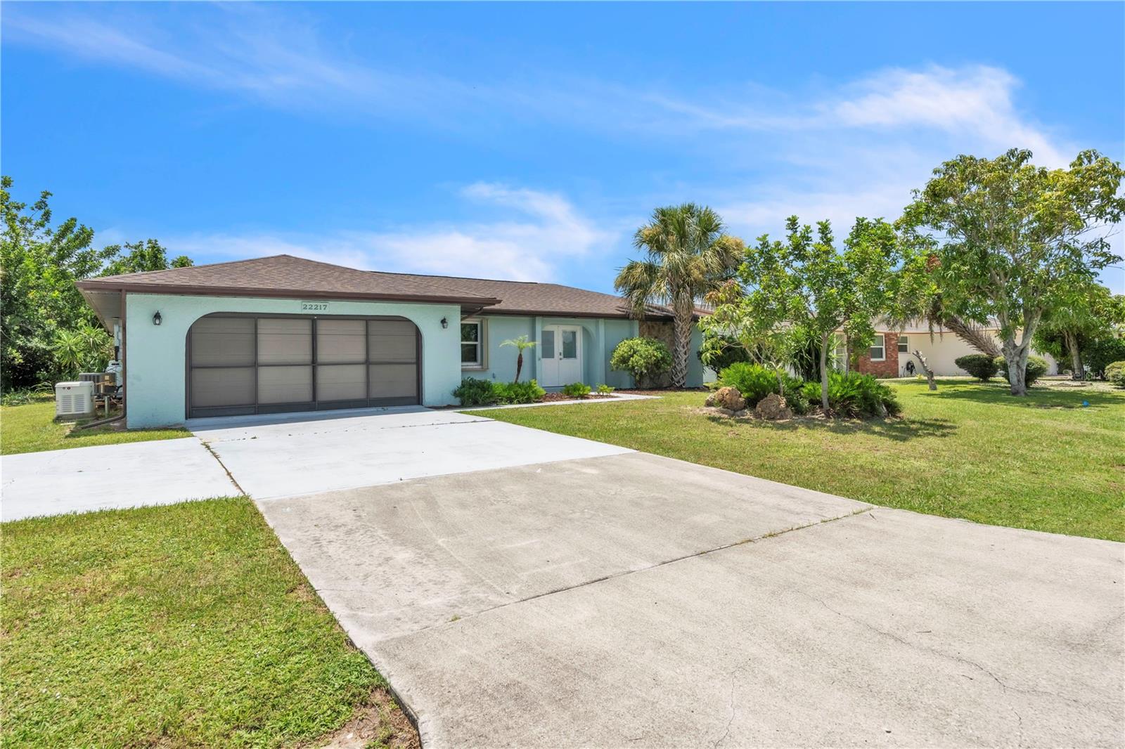Image 2 of 31 For 22217 Olean Boulevard