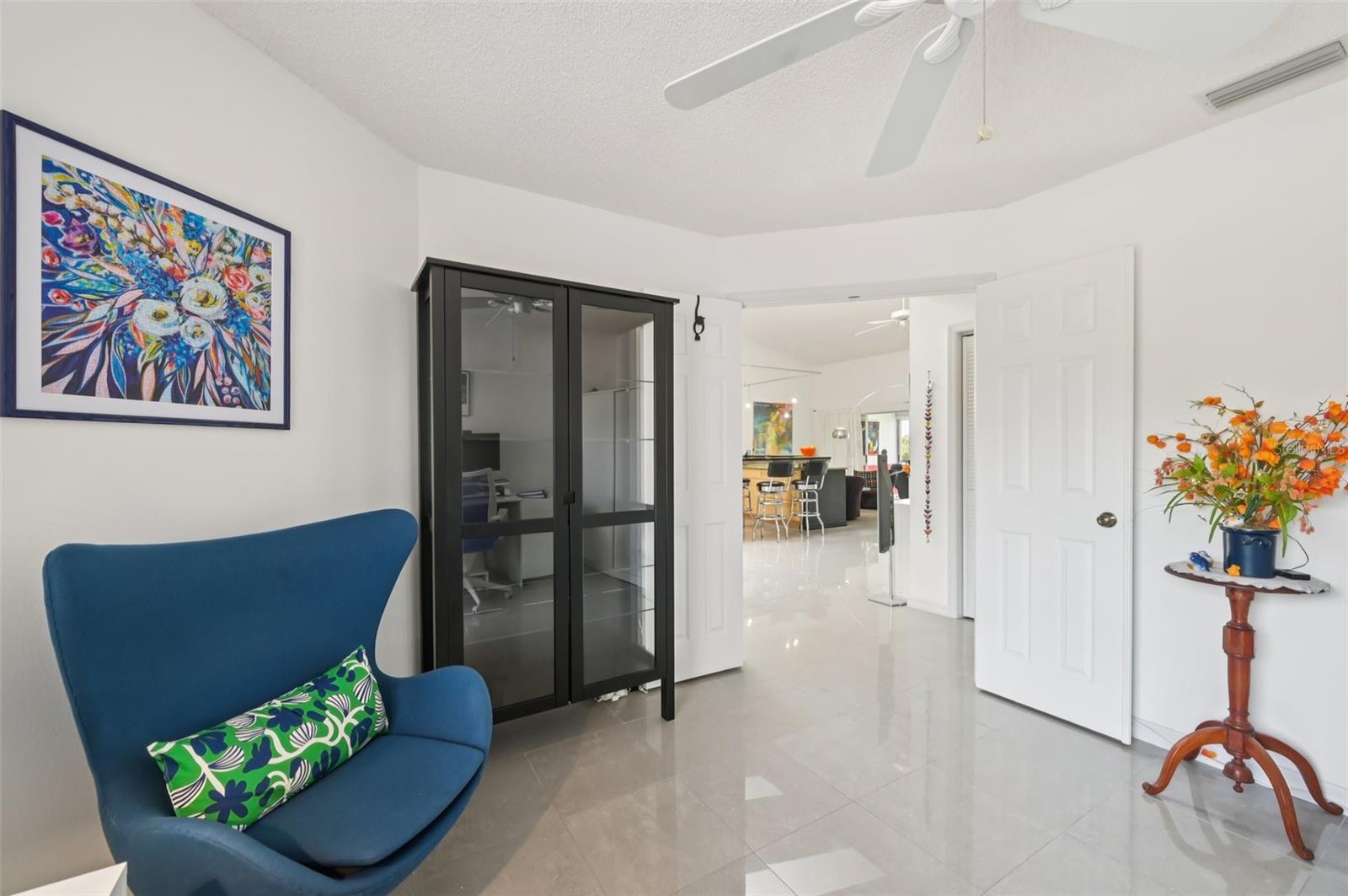 Image 37 of 44 For 5588 Golf Pointe Drive 1