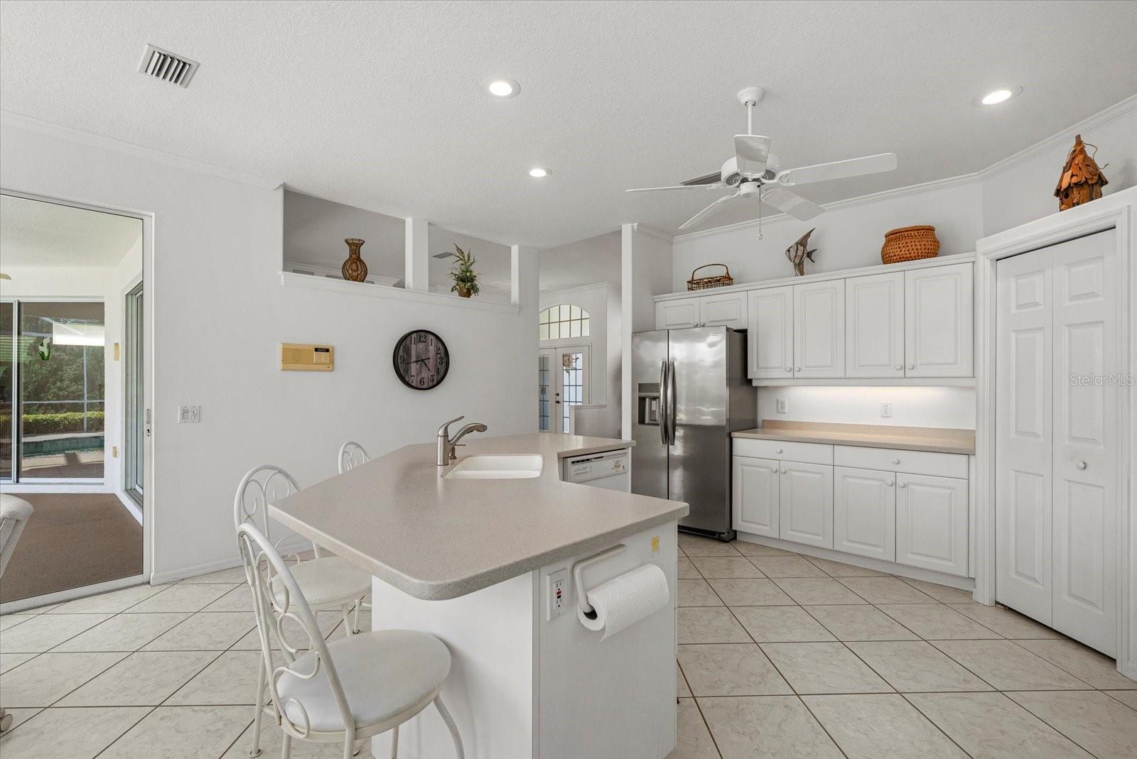 Image 11 of 47 For 783 Bridle Oaks Drive