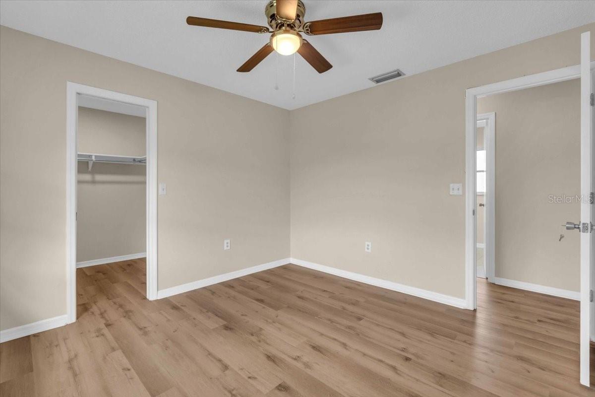 Image 15 of 31 For 2902 Teal Avenue