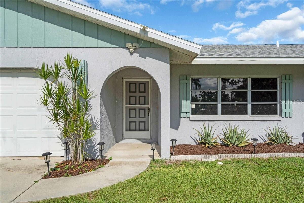 Image 4 of 31 For 2902 Teal Avenue
