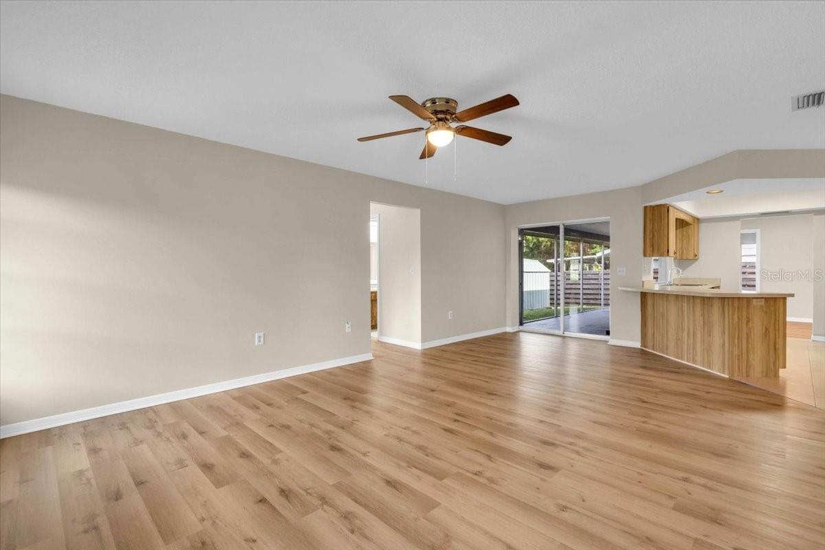 Image 9 of 31 For 2902 Teal Avenue
