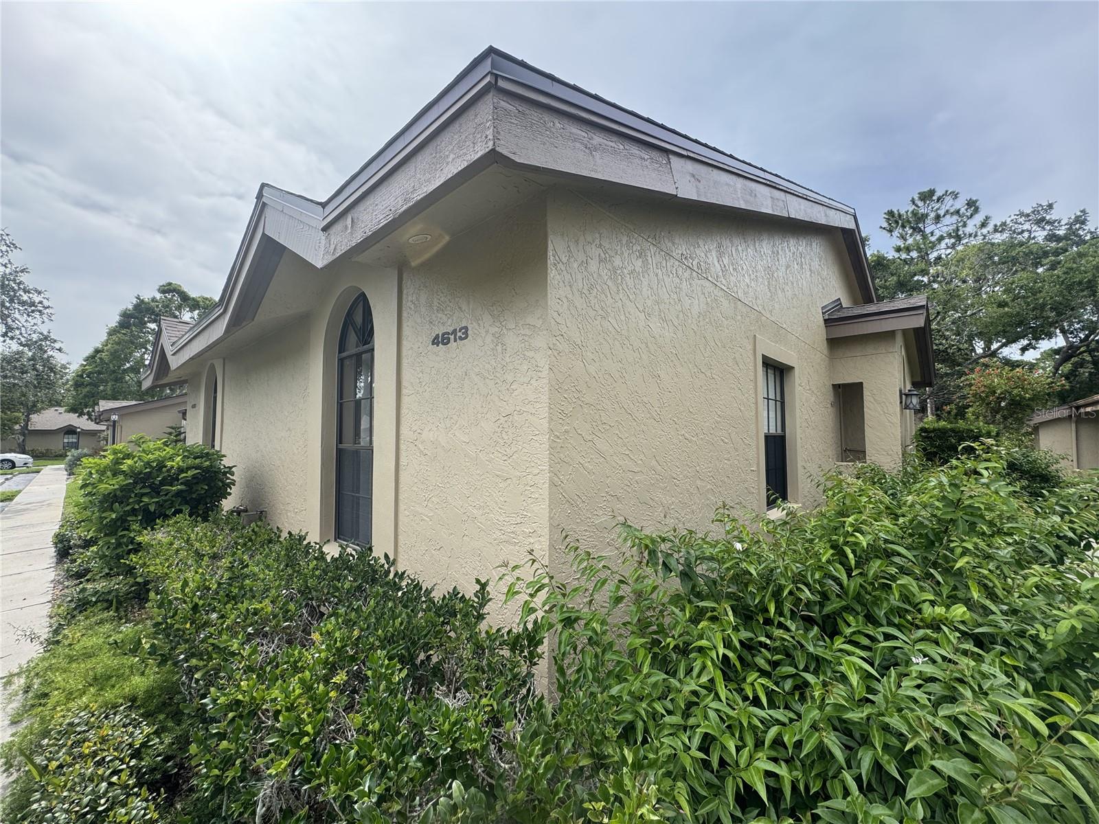 Image 4 of 57 For 4613 Morningside  30