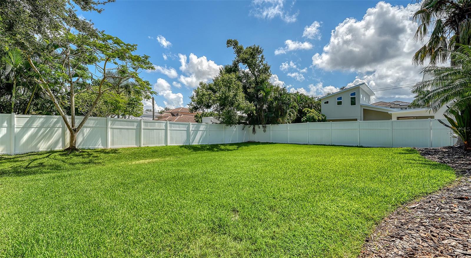 Image 61 of 75 For 1583 Hansen Street
